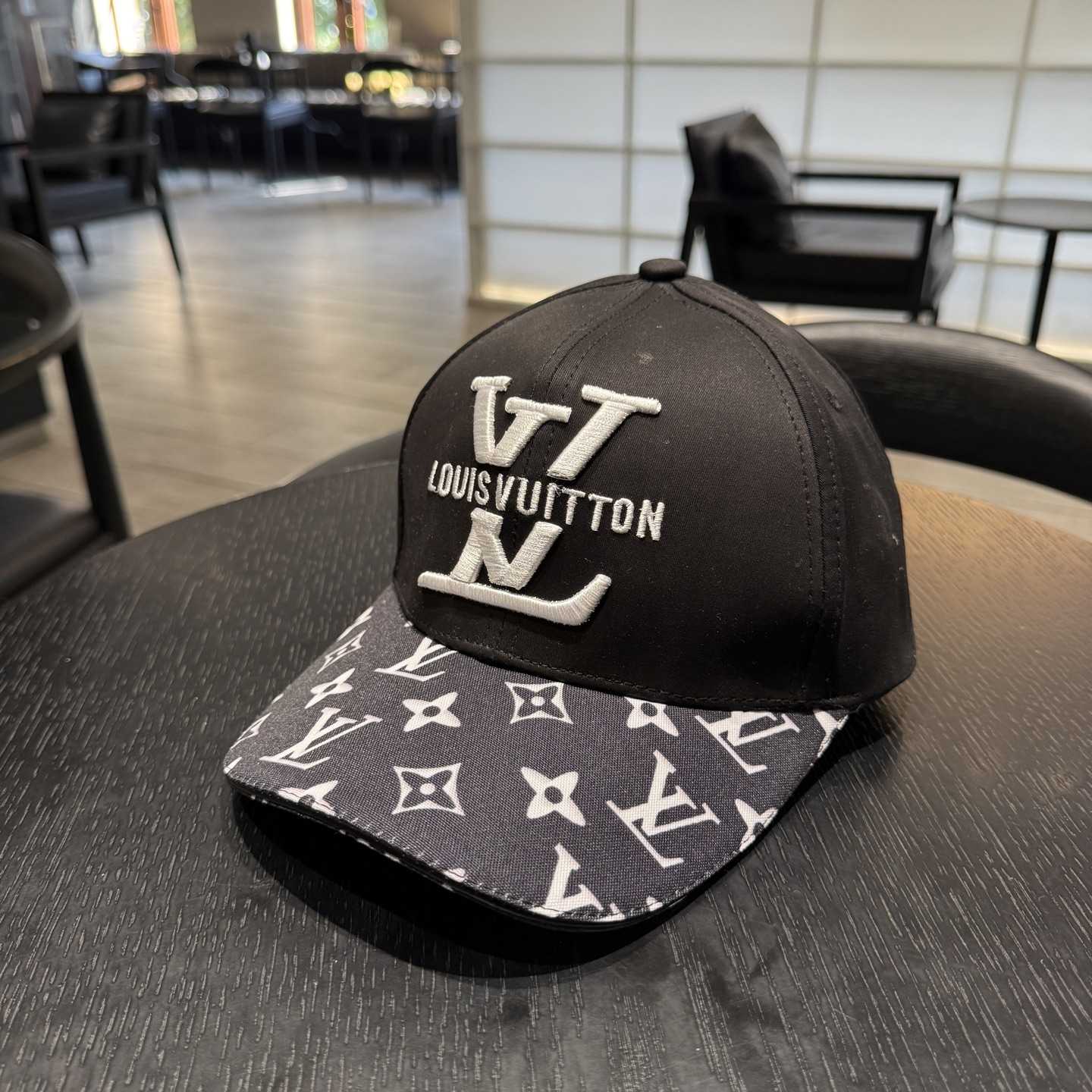 Louis Vuitton Cap - FashionPlug