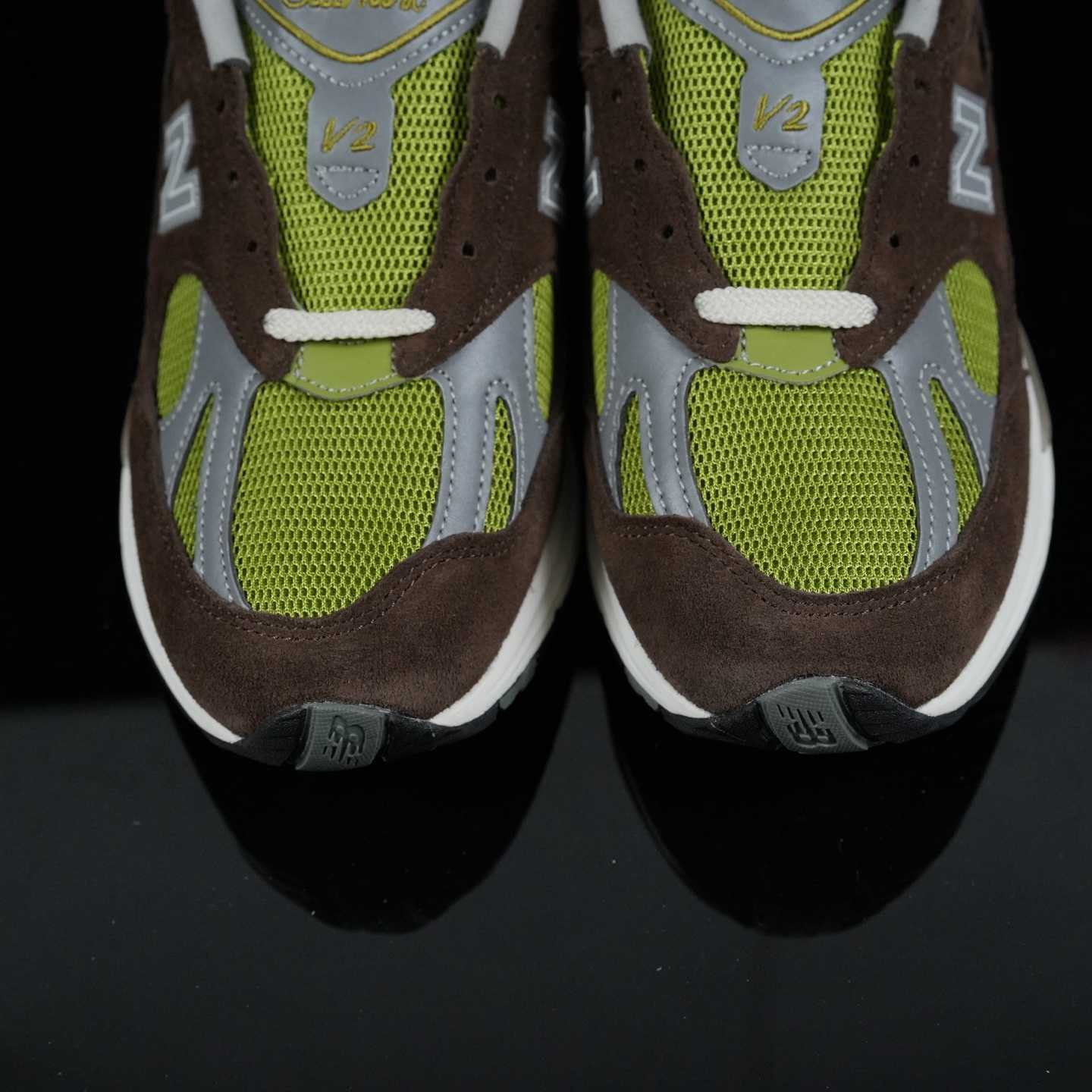 KITH x Danielle Cathari X New Balance Reverse Matcha    U991CK2 - FashionPlug