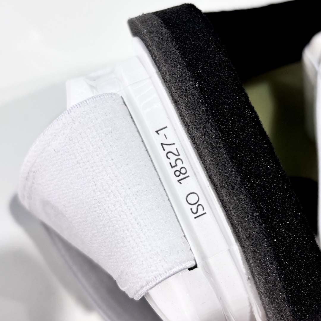 Louis Vuitton LV Snow Gradient Mask - FashionPlug