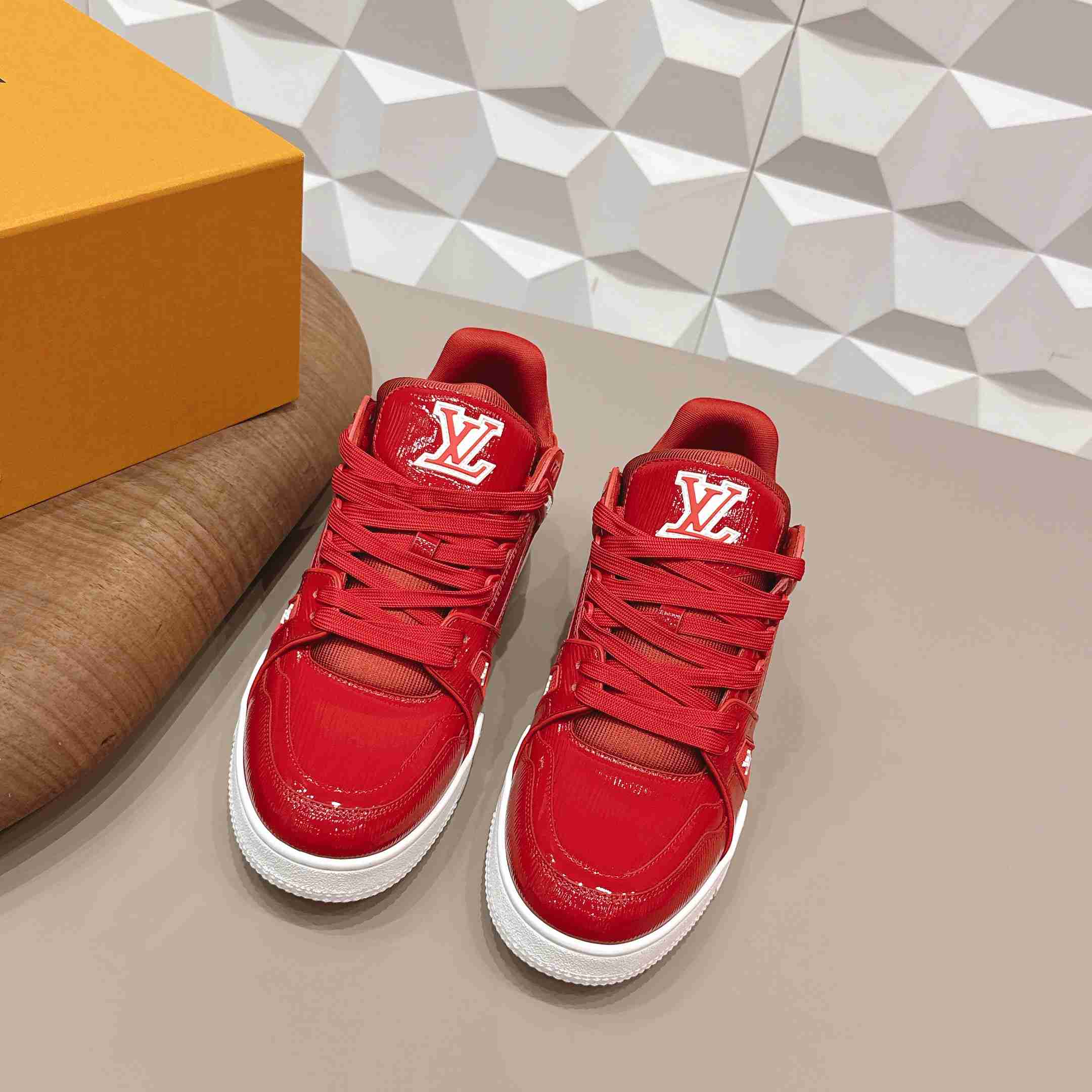 Louis Vuitton Trainer Sneaker 1AJ047 - FashionPlug