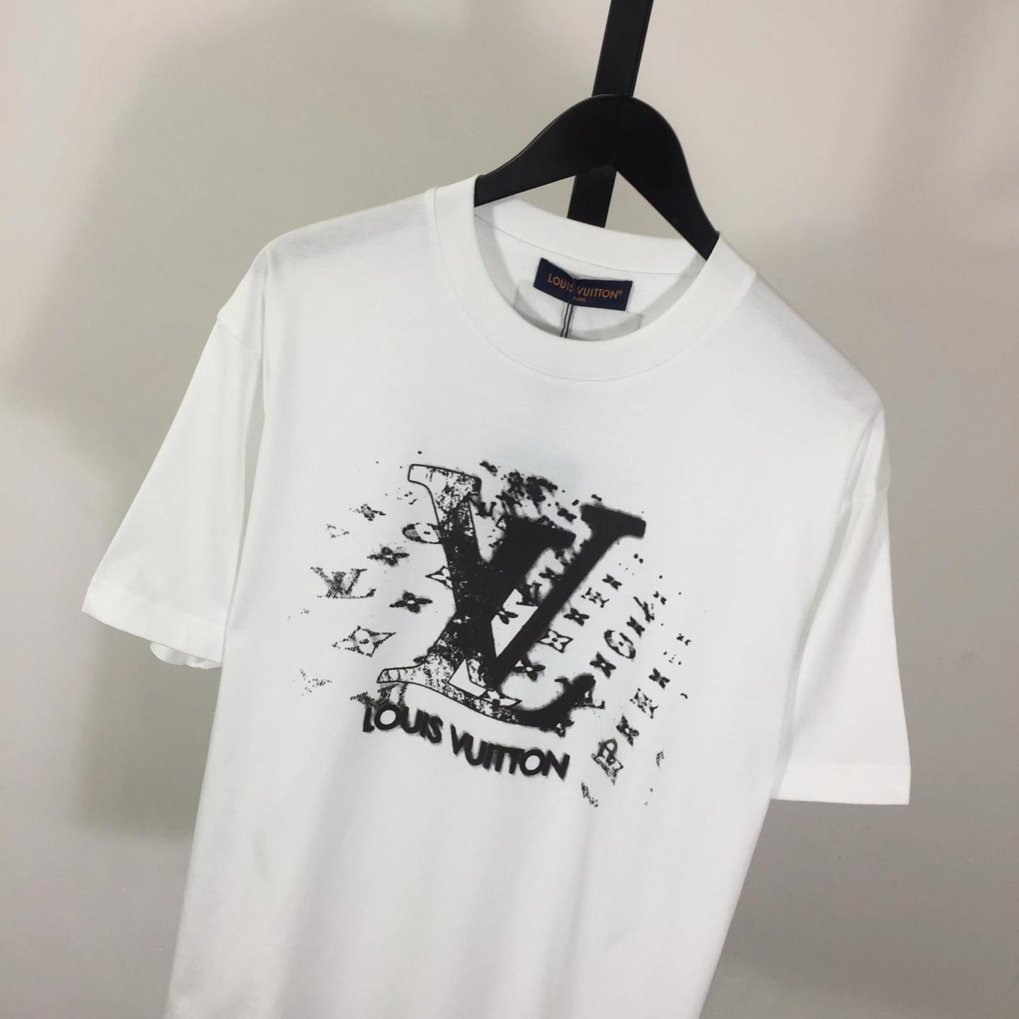 Louis Vuitton Distressed Graphic T-shirt - FashionPlug