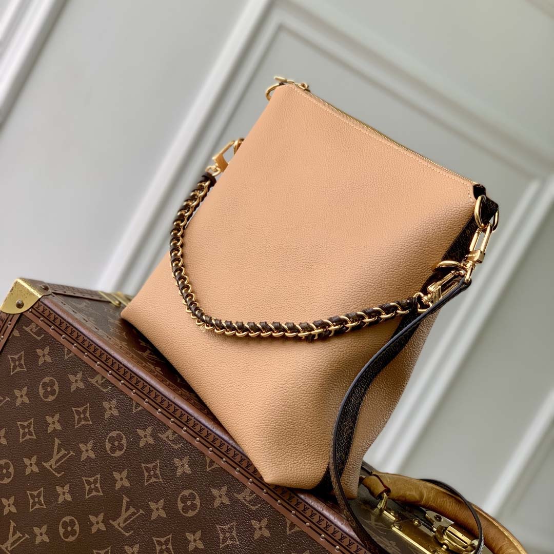 Louis Vuitton Multipass   M28029 - FashionPlug