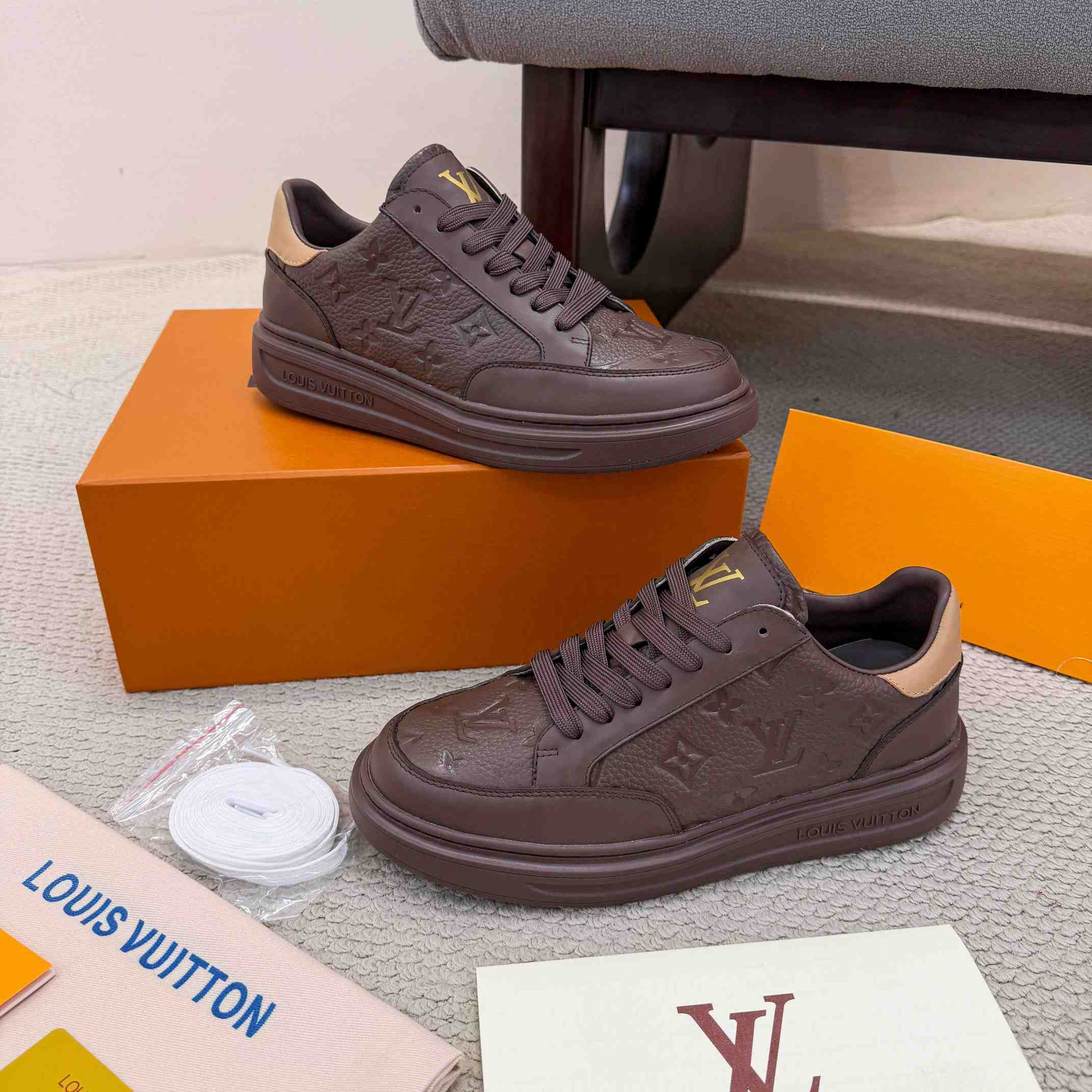 Louis Vuitton Beverly Hills Sneaker 1AJ925   - FashionPlug