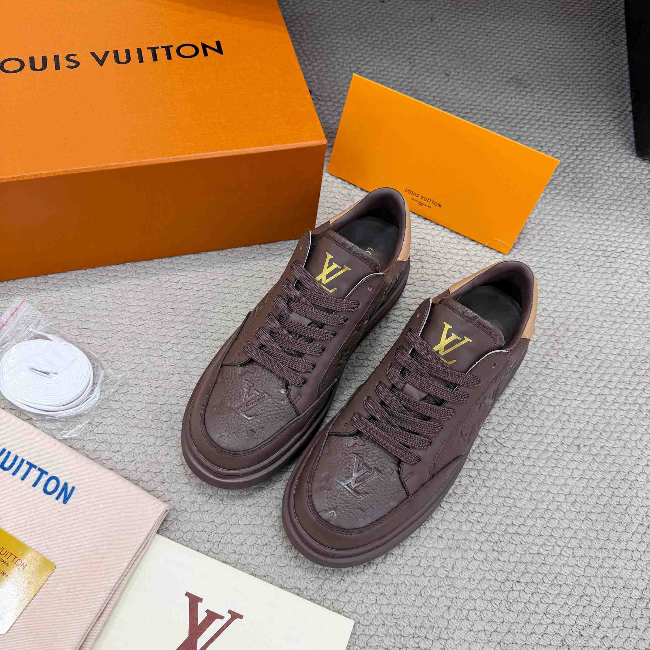Louis Vuitton Beverly Hills Sneaker 1AJ925   - FashionPlug