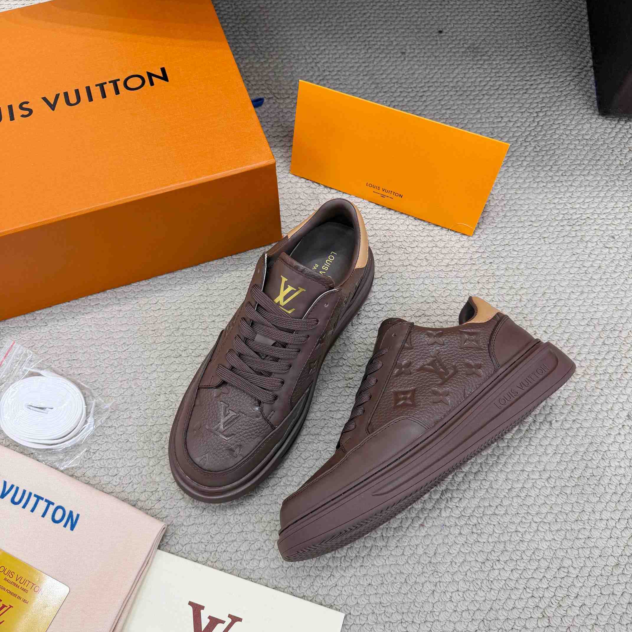 Louis Vuitton Beverly Hills Sneaker 1AJ925   - FashionPlug