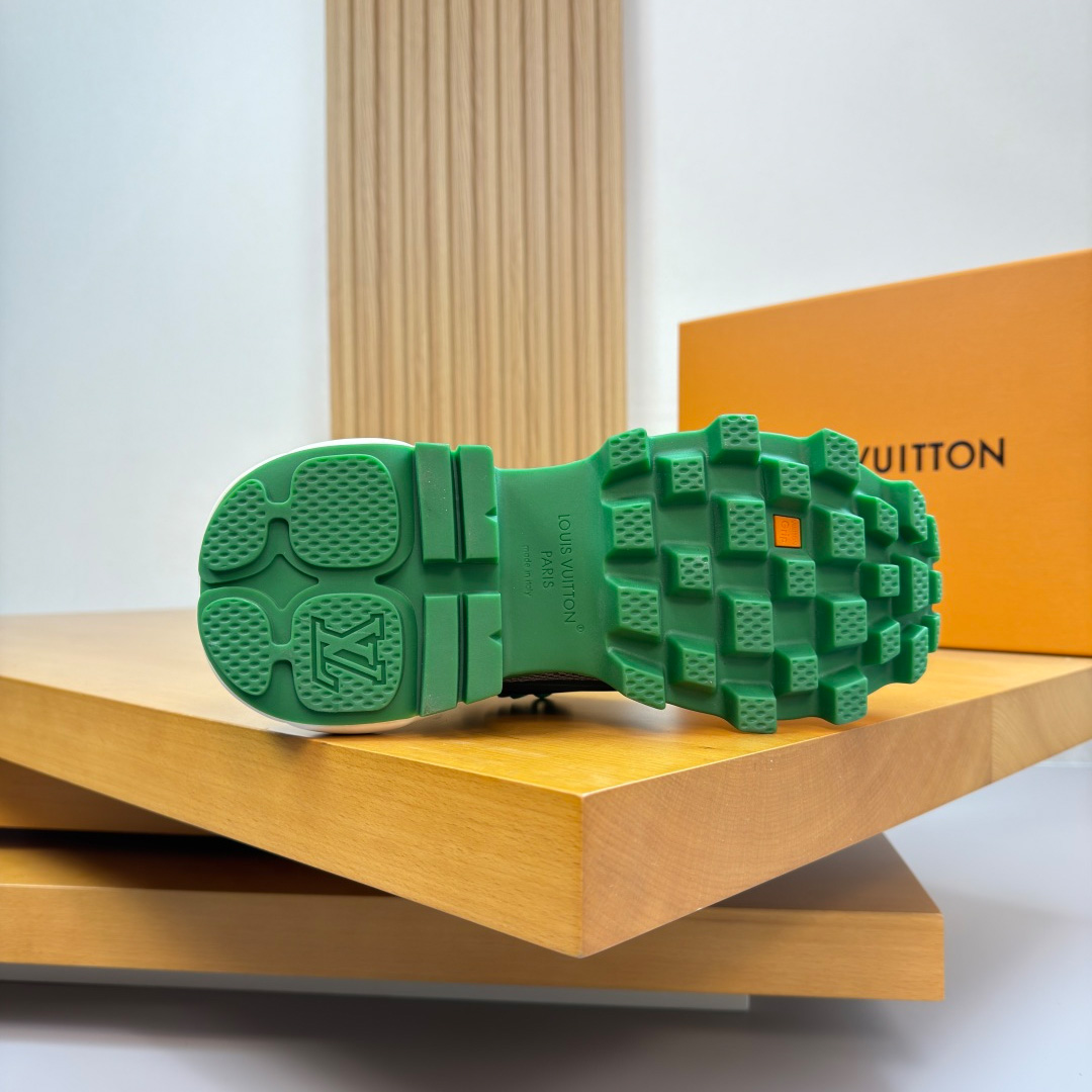 Louis Vuitton Summit Sneaker 1AJAXQ - FashionPlug