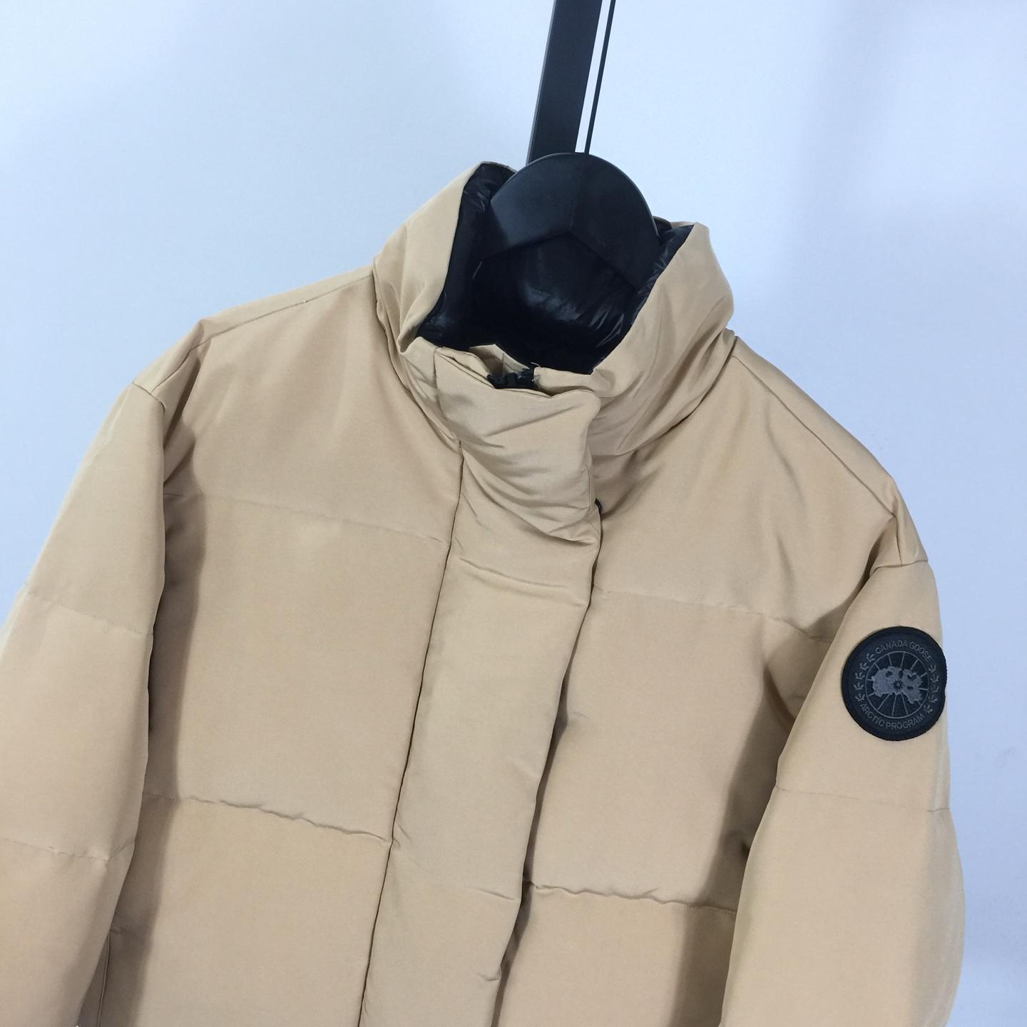 Canada Goose Grandview Cropped Jacket Black Label - FashionPlug