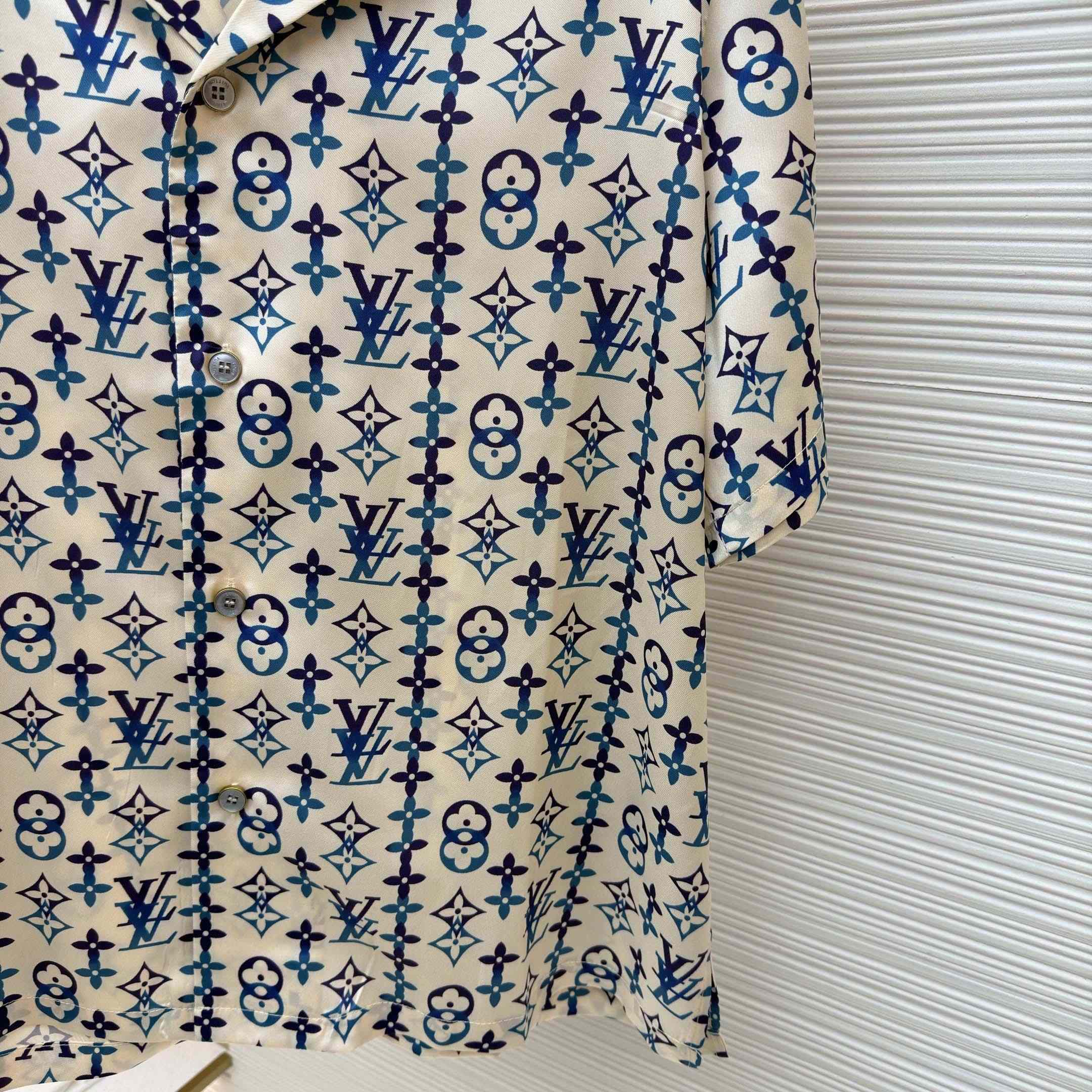 Louis Vuitton Monogram Printed Silk Short-Sleeved Shirt   1AJUOH - FashionPlug