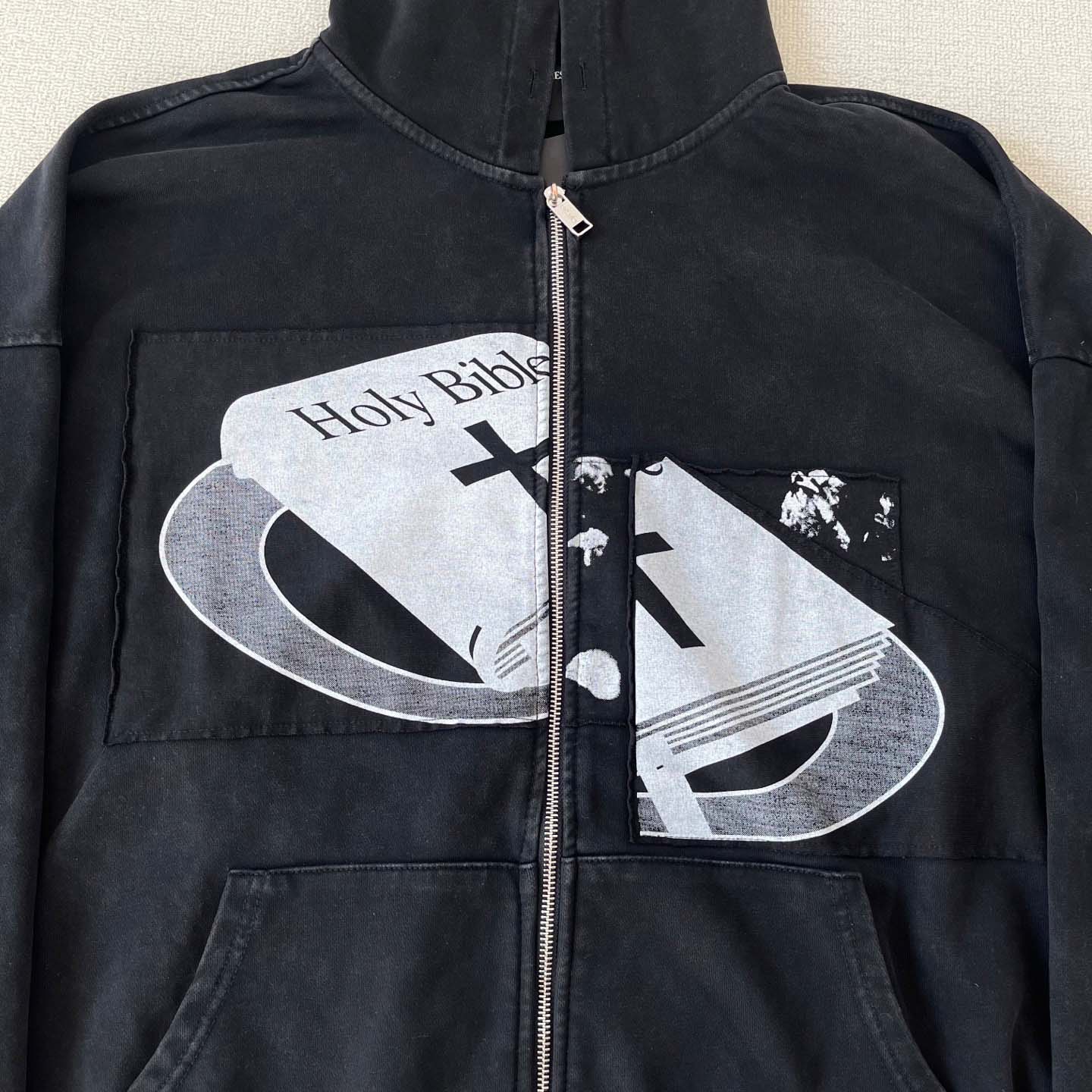 Enfants Riches Déprimés HOLY BIBLE 