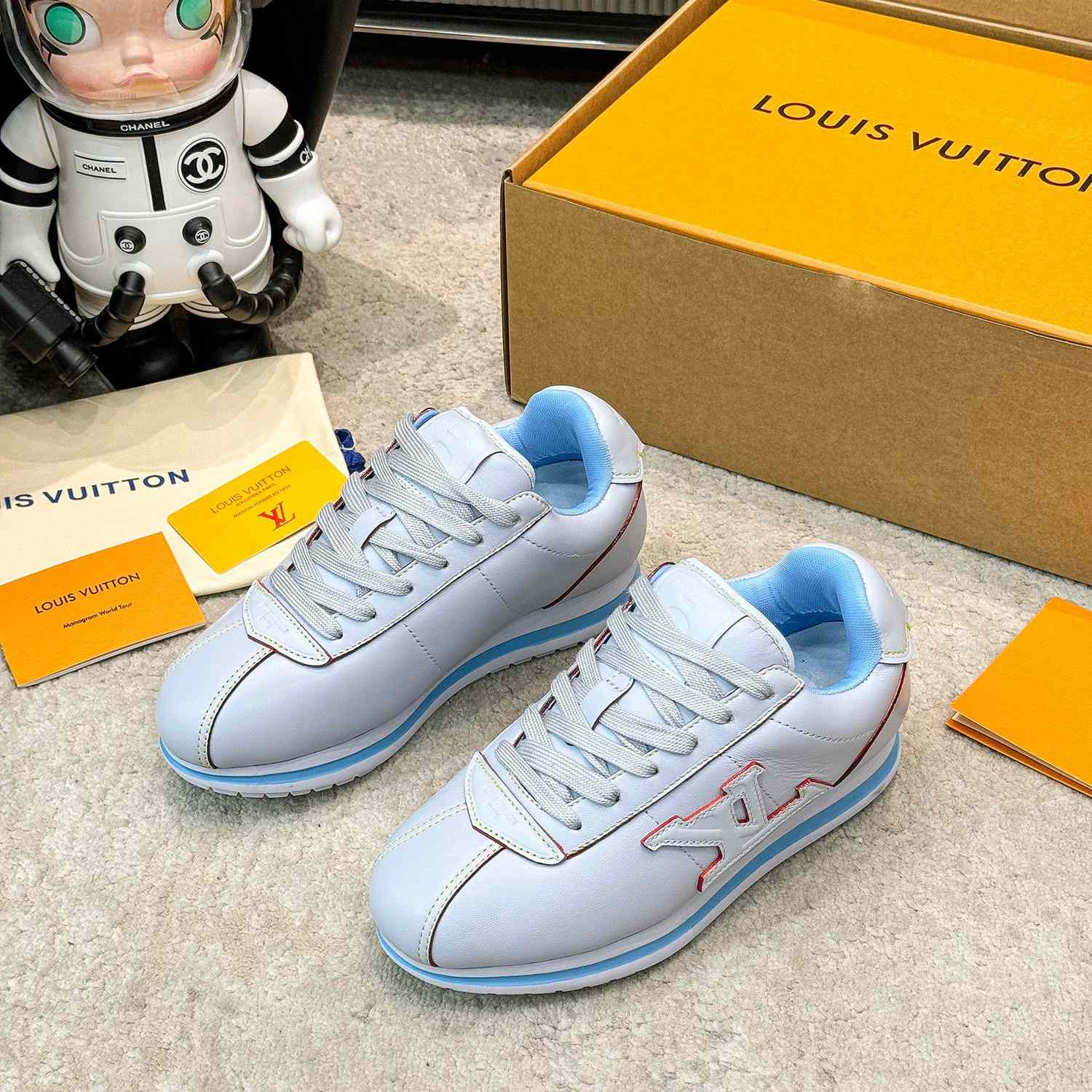 Louis Vuitton LV BUTTERSOFT Sneaker    1AIKI9 - FashionPlug