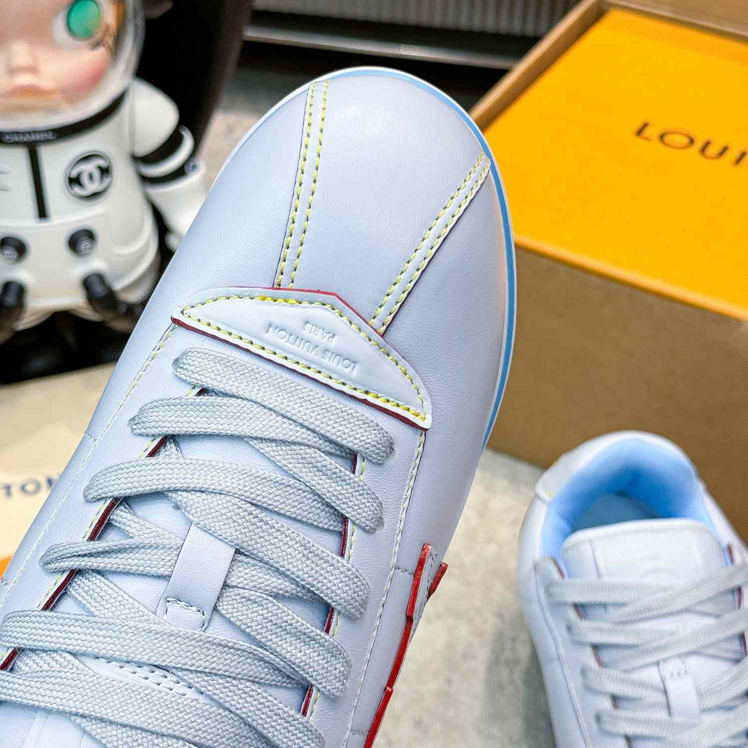 Louis Vuitton LV BUTTERSOFT Sneaker    1AIKI9 - FashionPlug