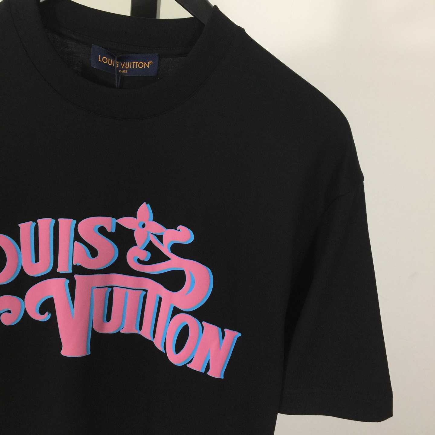 Louis Vuitton Graphic Short-sleeved Crewneck - FashionPlug