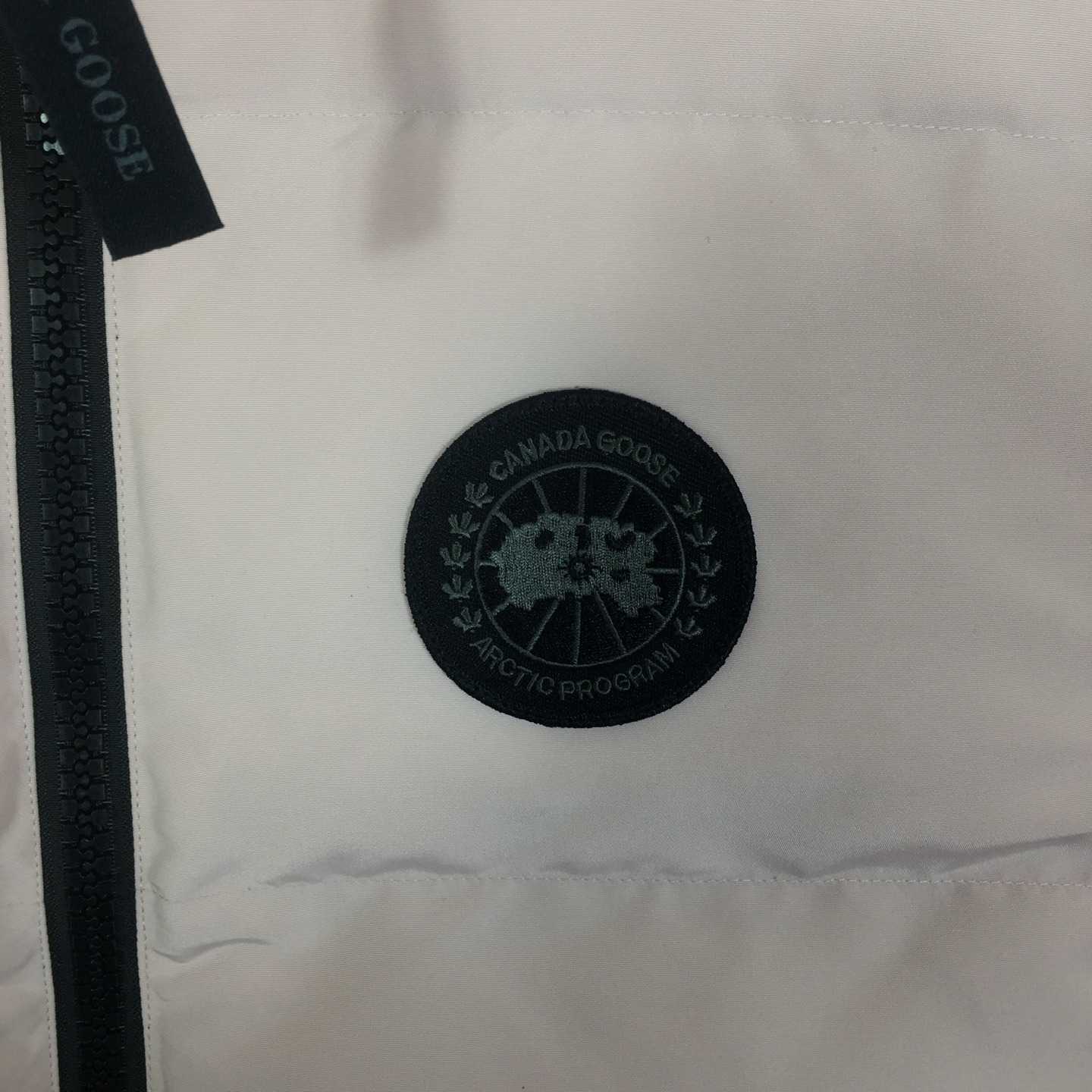 Canada Goose Cypress Puffer Vest Black Label - FashionPlug