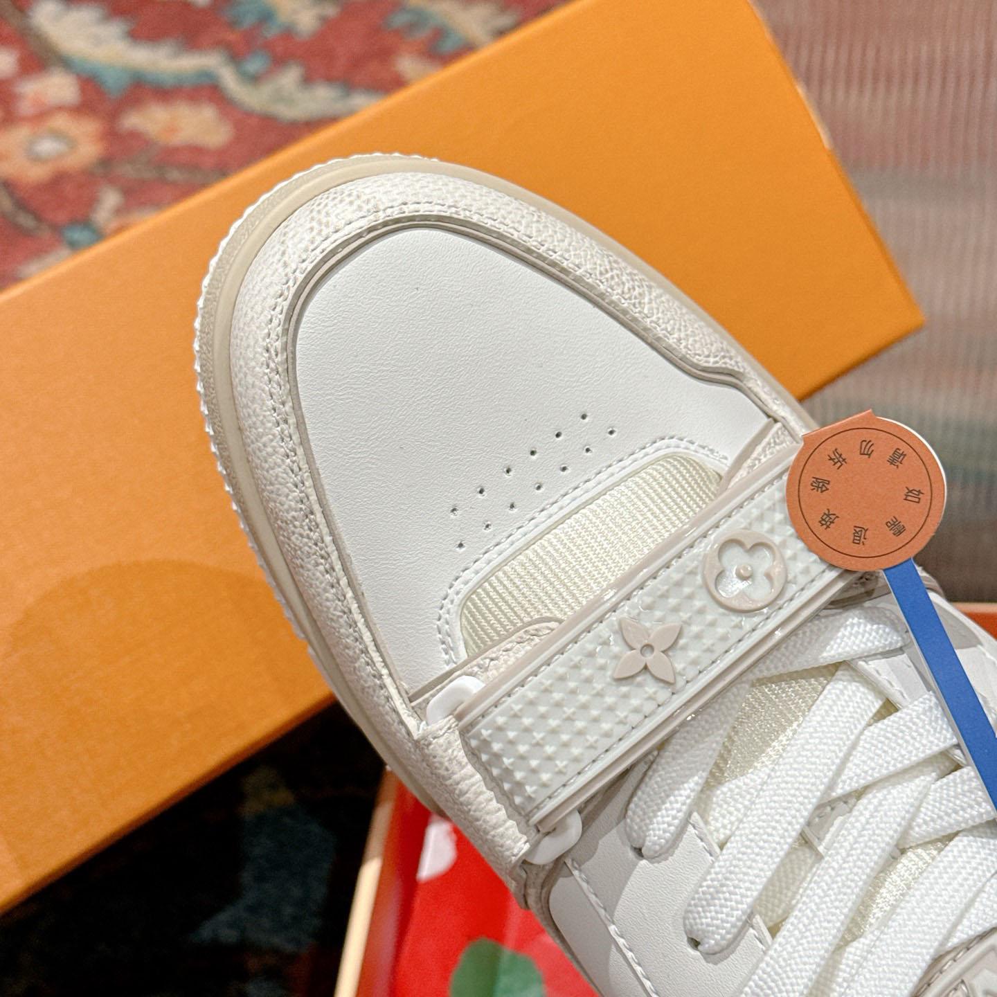 Louis Vuitton LV Trainer Sneaker   1AHTUG - FashionPlug