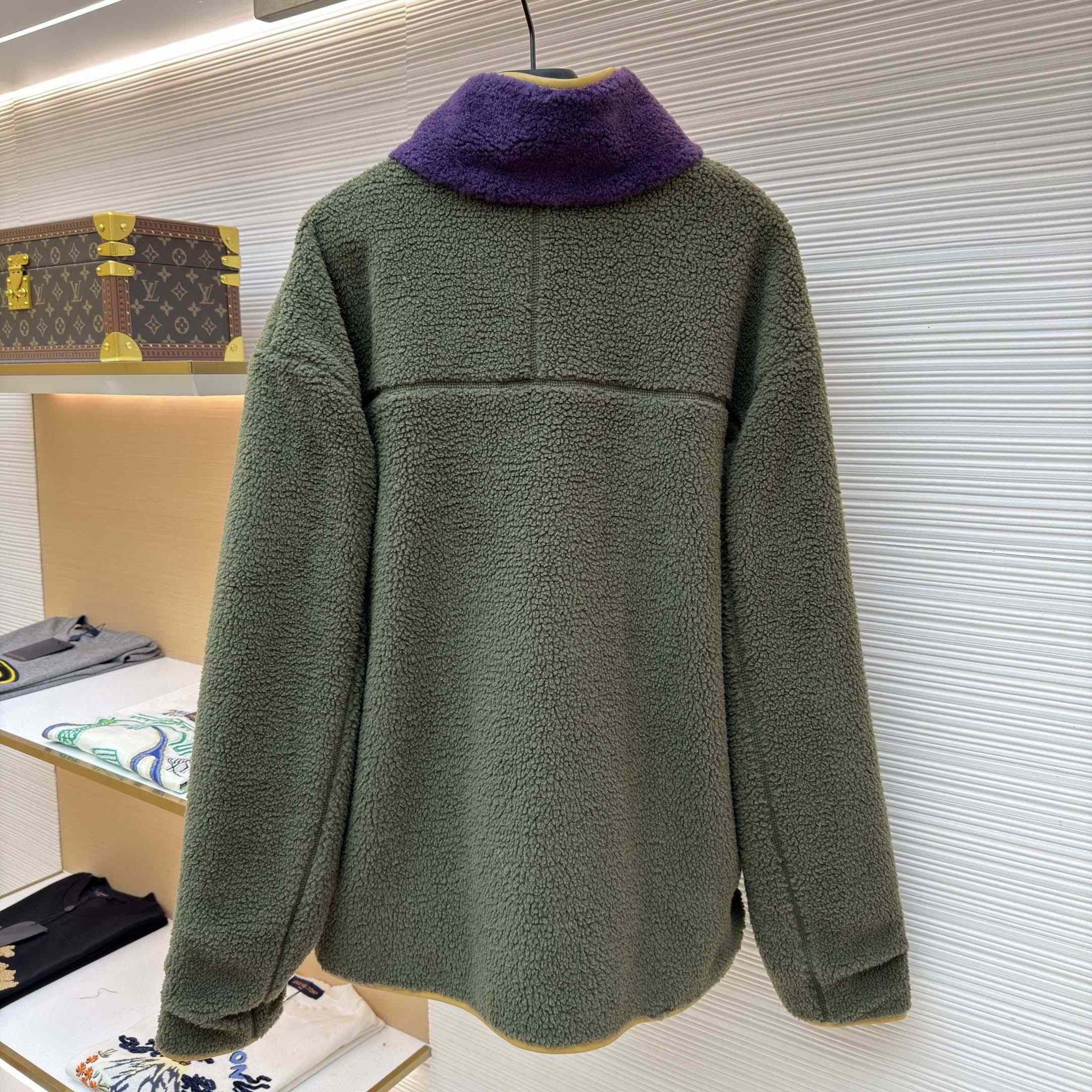 Louis Vuitton Shearling Jacket   1AJUSY - FashionPlug