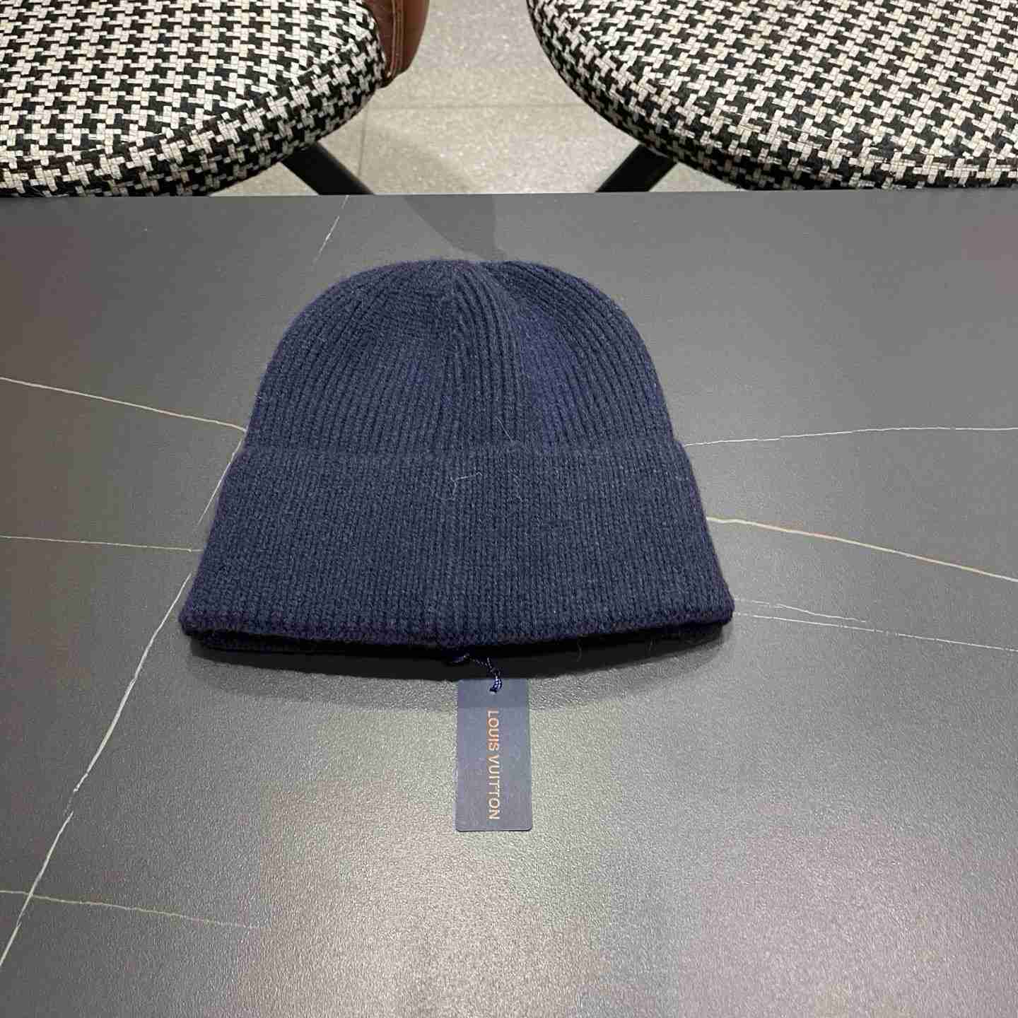 Louis Vuitton Beanie    - FashionPlug