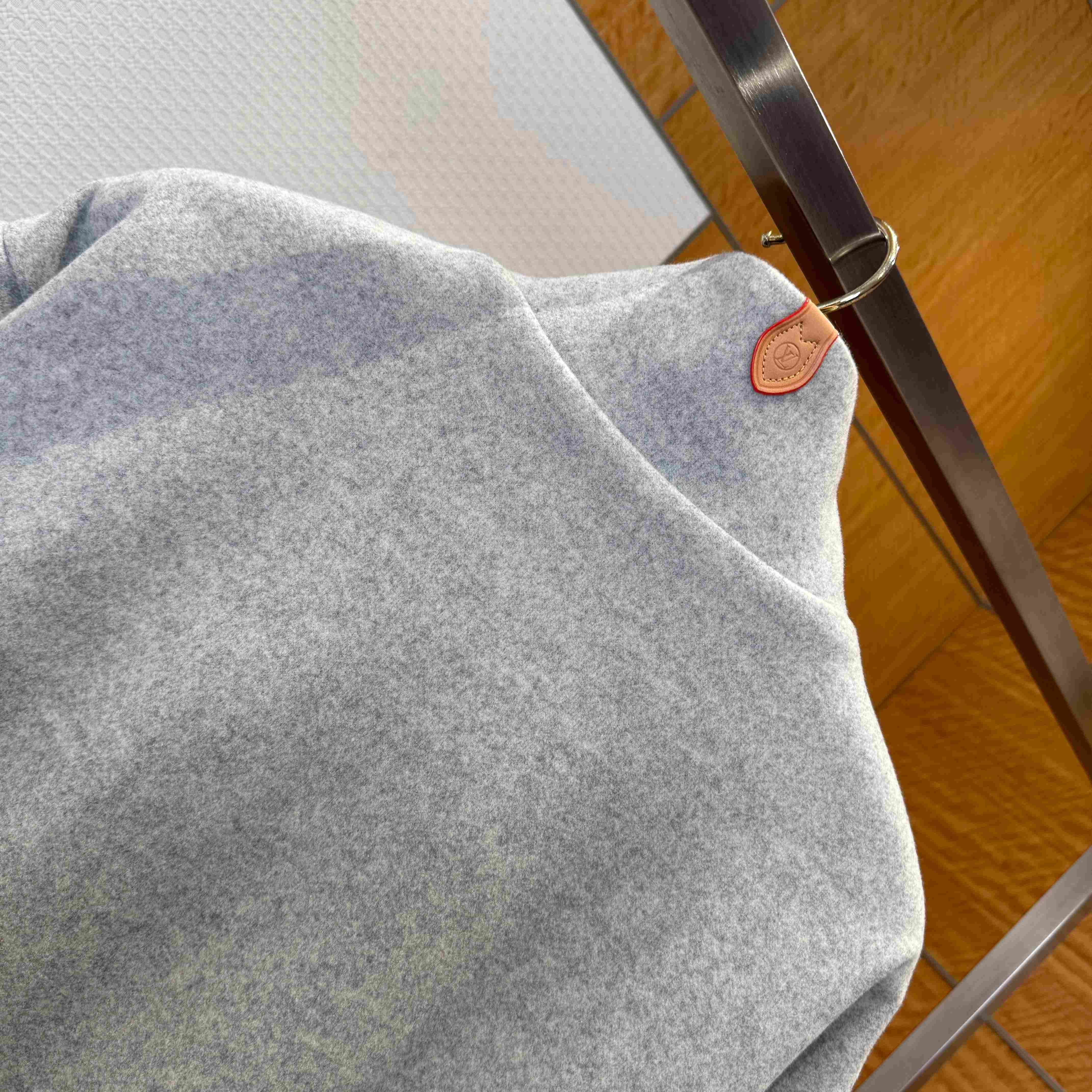 Louis Vuitton Double Face Cashmere-Wool Track Top 1AJSJ8 - FashionPlug