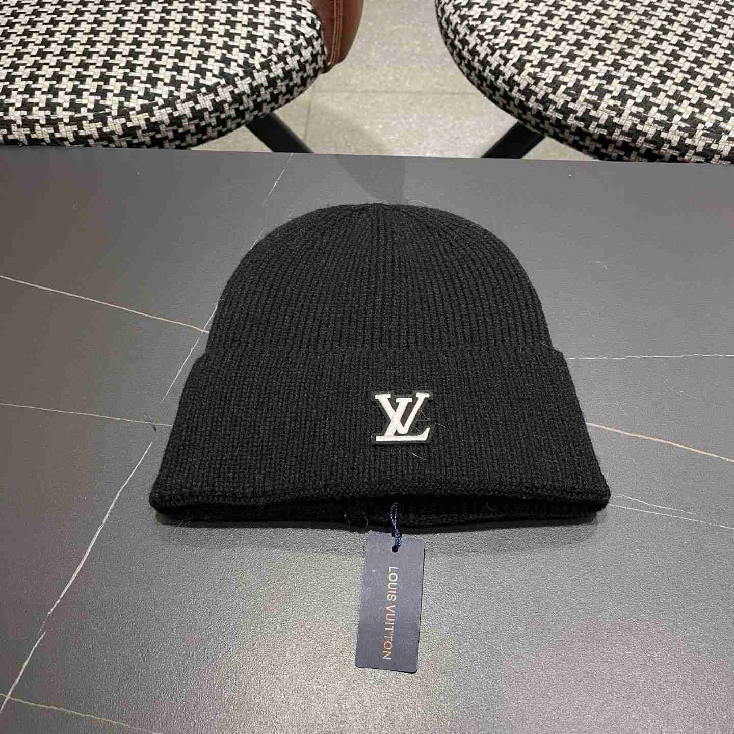 Louis Vuitton Beanie    - FashionPlug