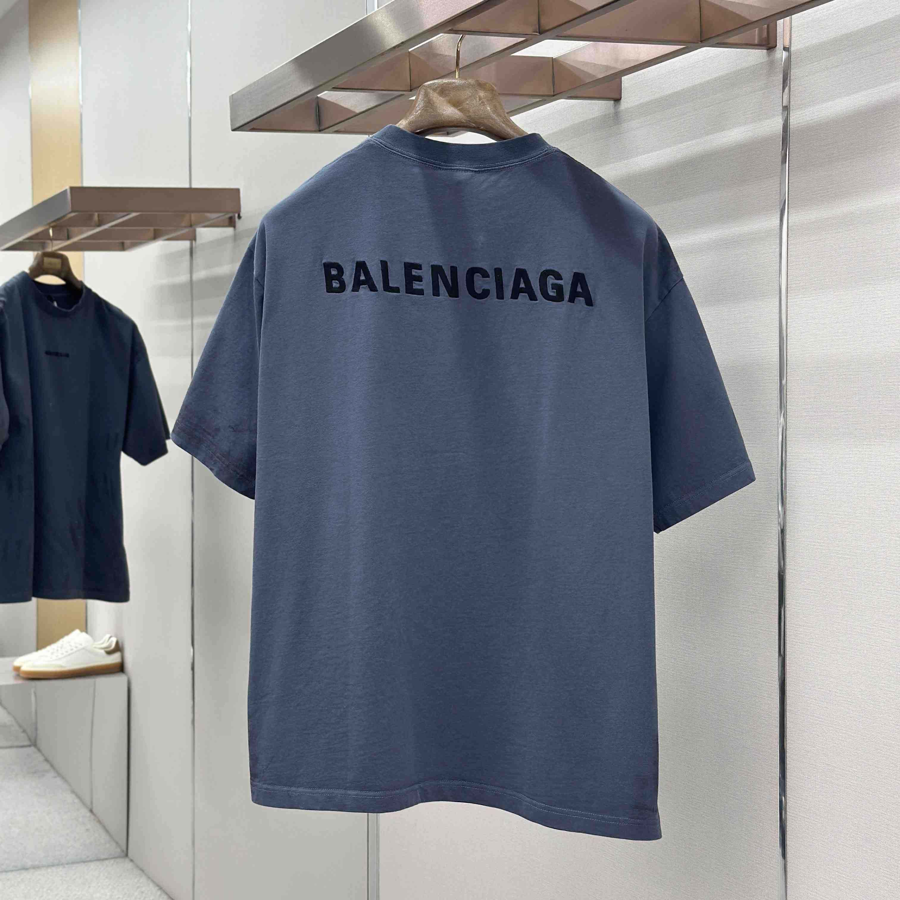Balenciaga Balenciaga Back T-shirt Medium Fit in Faded Dark Blue - FashionPlug