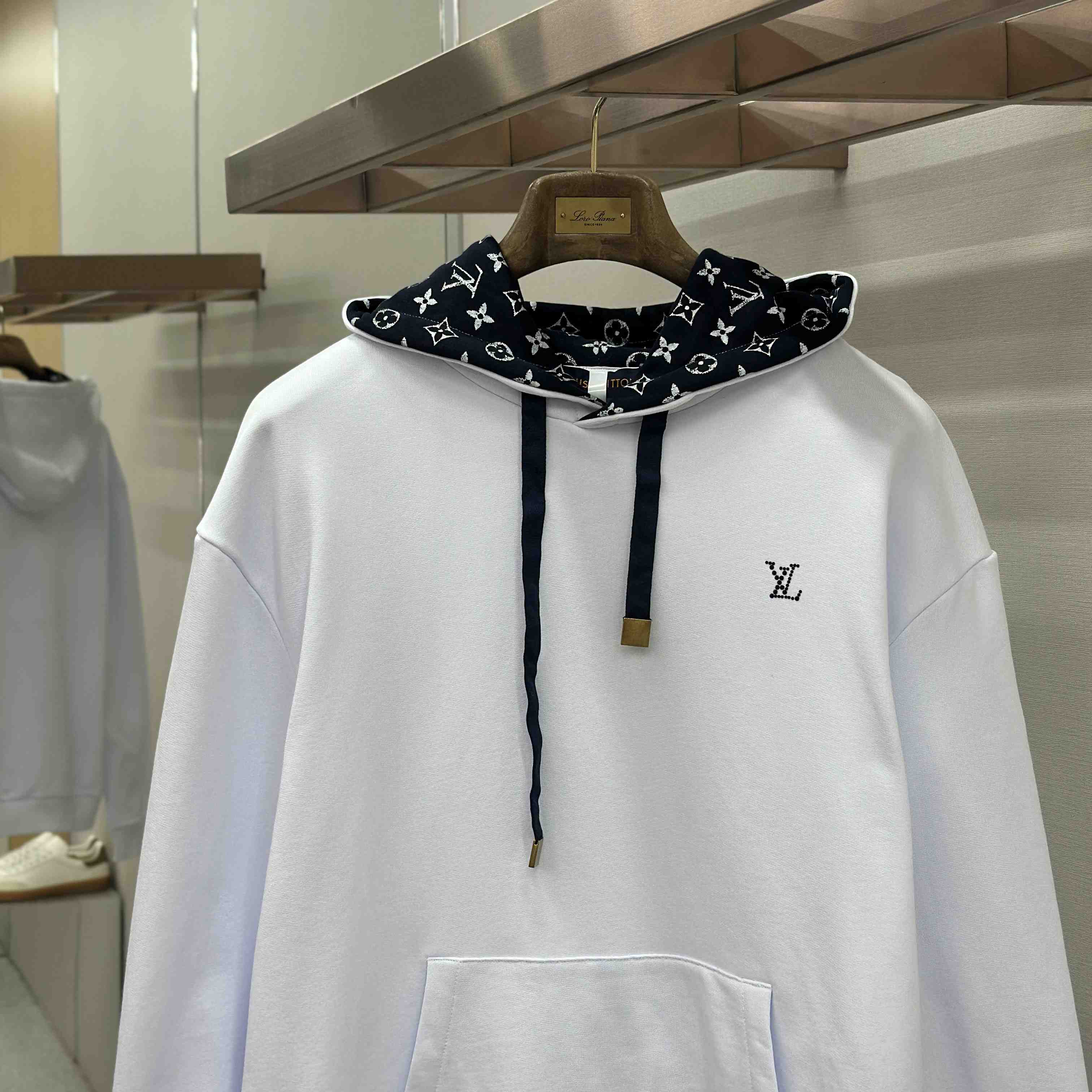 Louis Vuitton Cotton Hoodie 1AHUGK - FashionPlug
