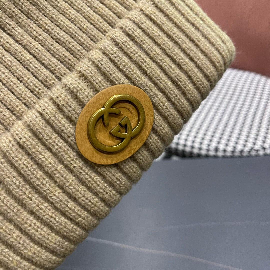 Gucci  Wool Cashmere Hat With Double G - FashionPlug