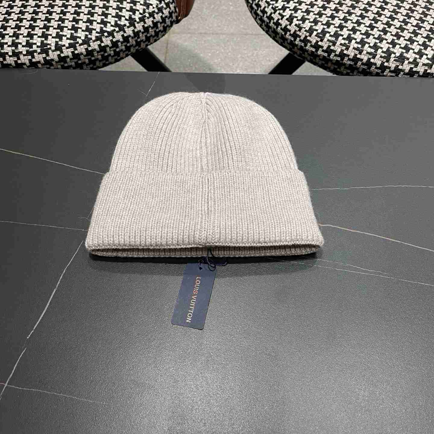 Louis Vuitton Beanie    - FashionPlug