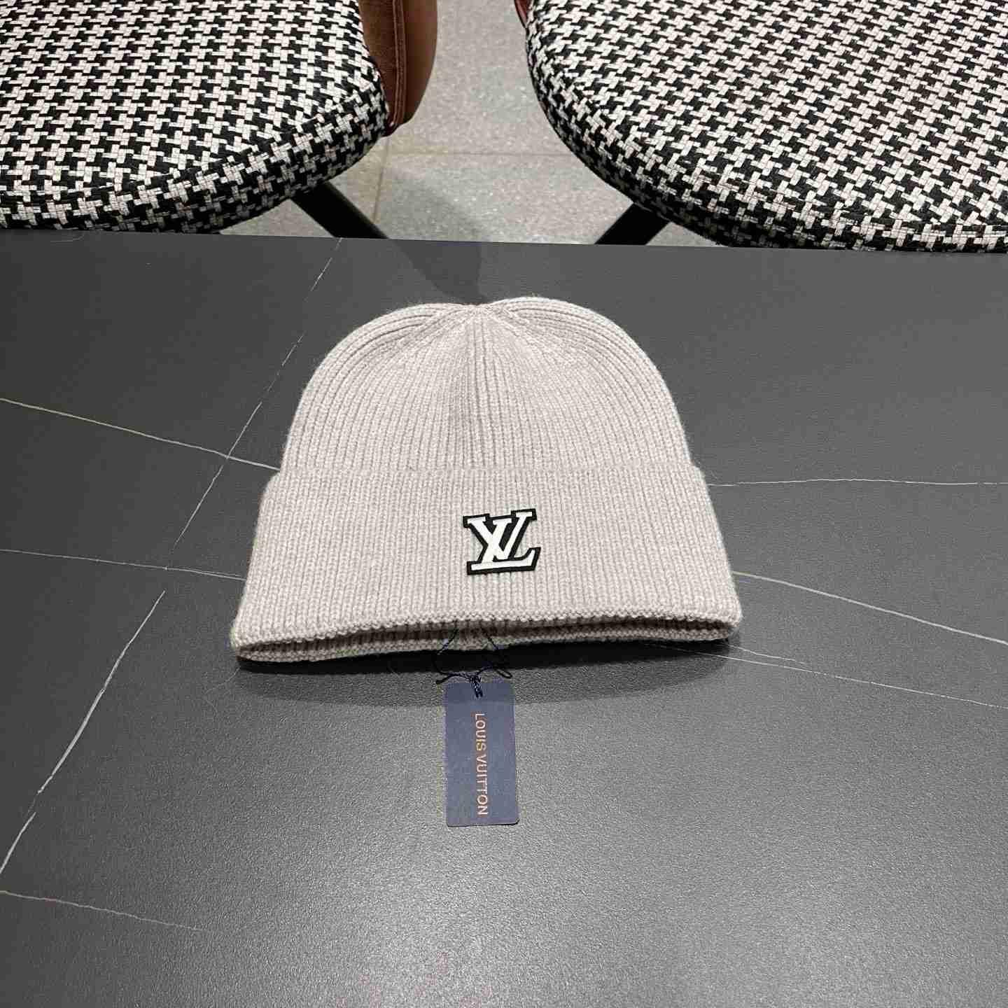 Louis Vuitton Beanie    - FashionPlug