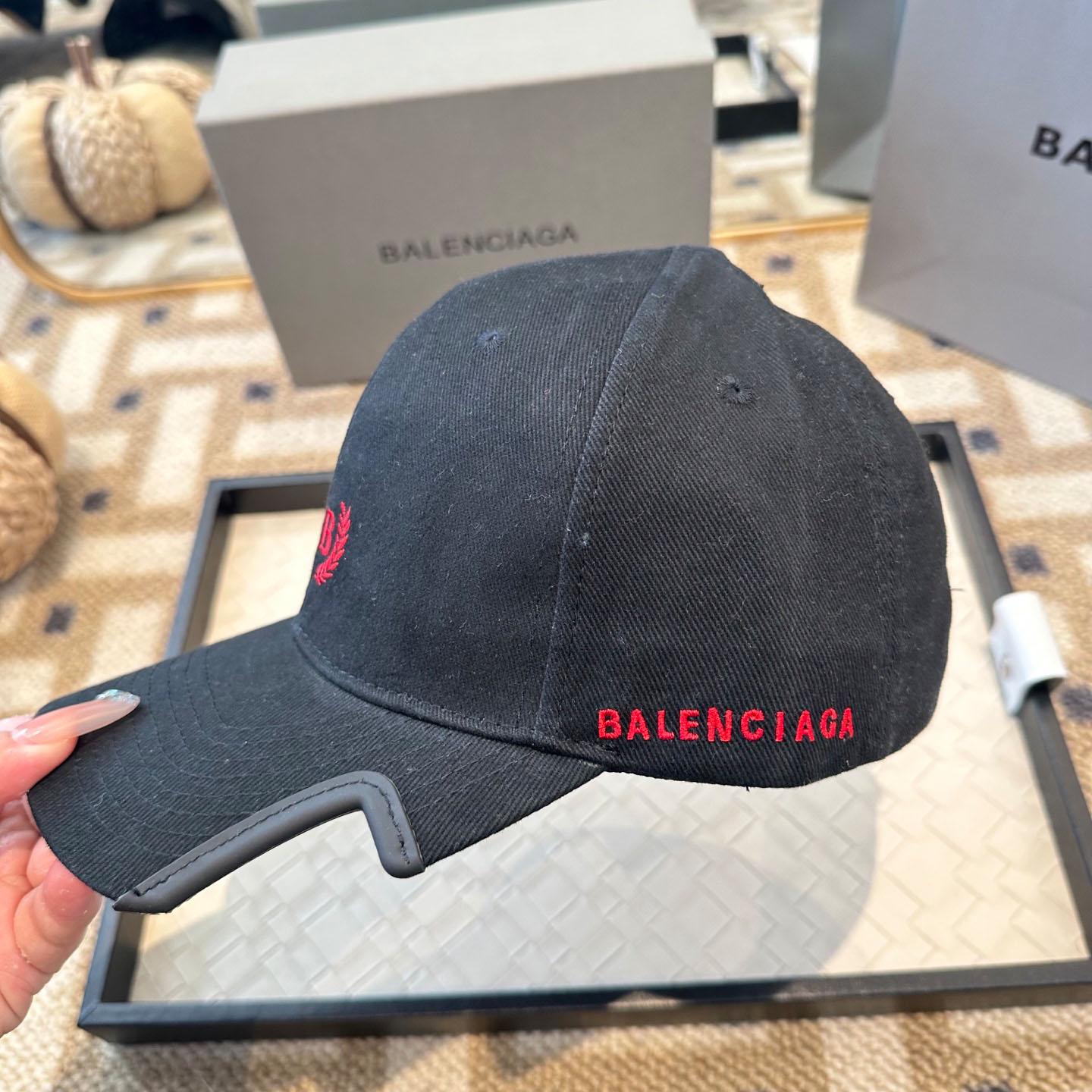 Balenciaga Laurel Classic Cap in Faded Black/red - FashionPlug