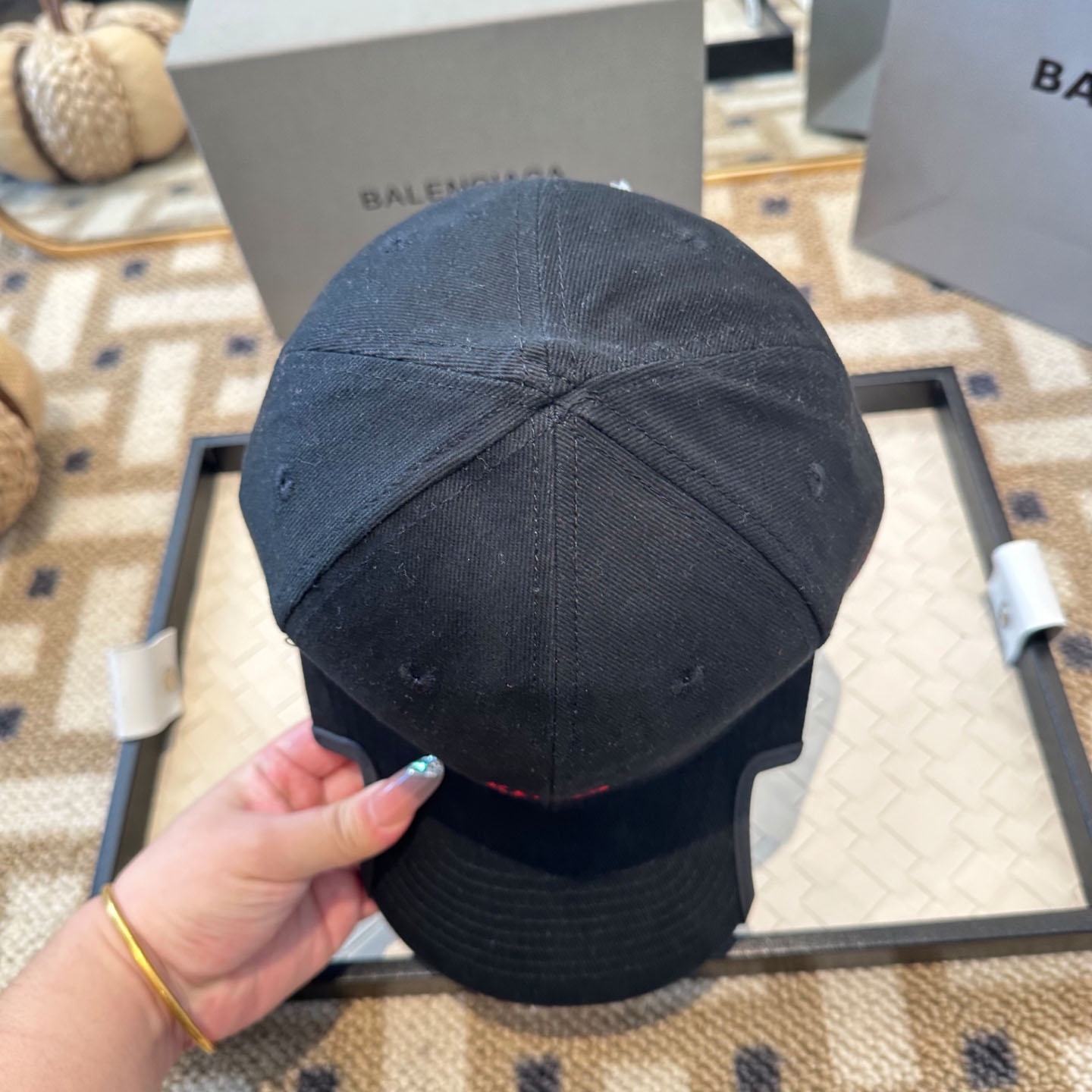 Balenciaga Laurel Classic Cap in Faded Black/red - FashionPlug