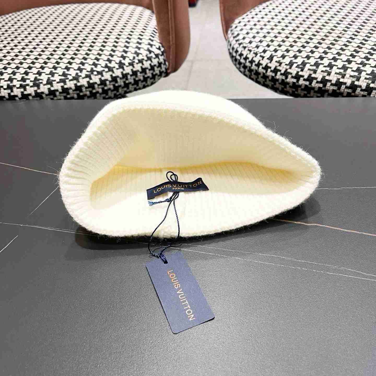 Louis Vuitton Beanie    - FashionPlug