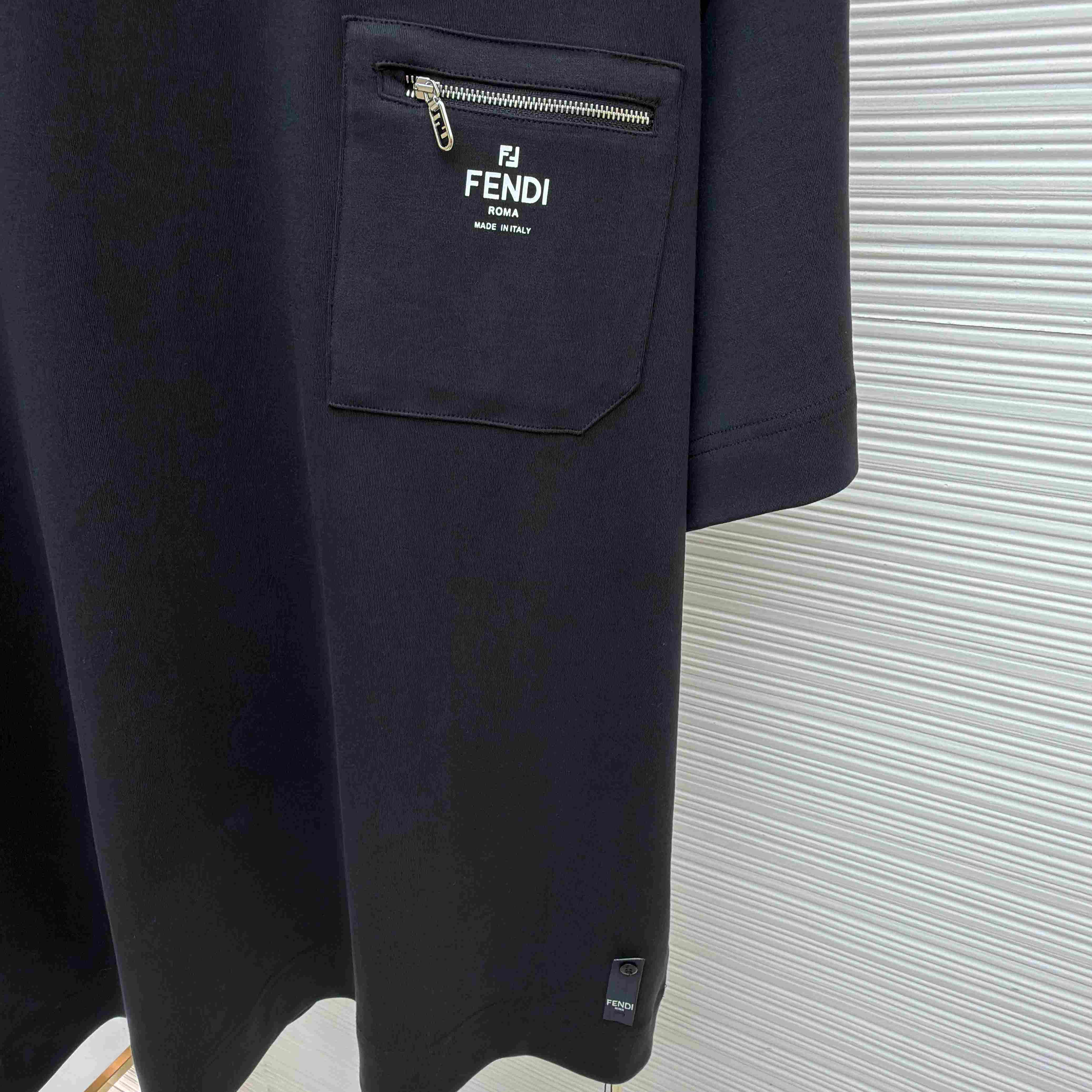 Fendi Black Cotton T-shirt - FashionPlug