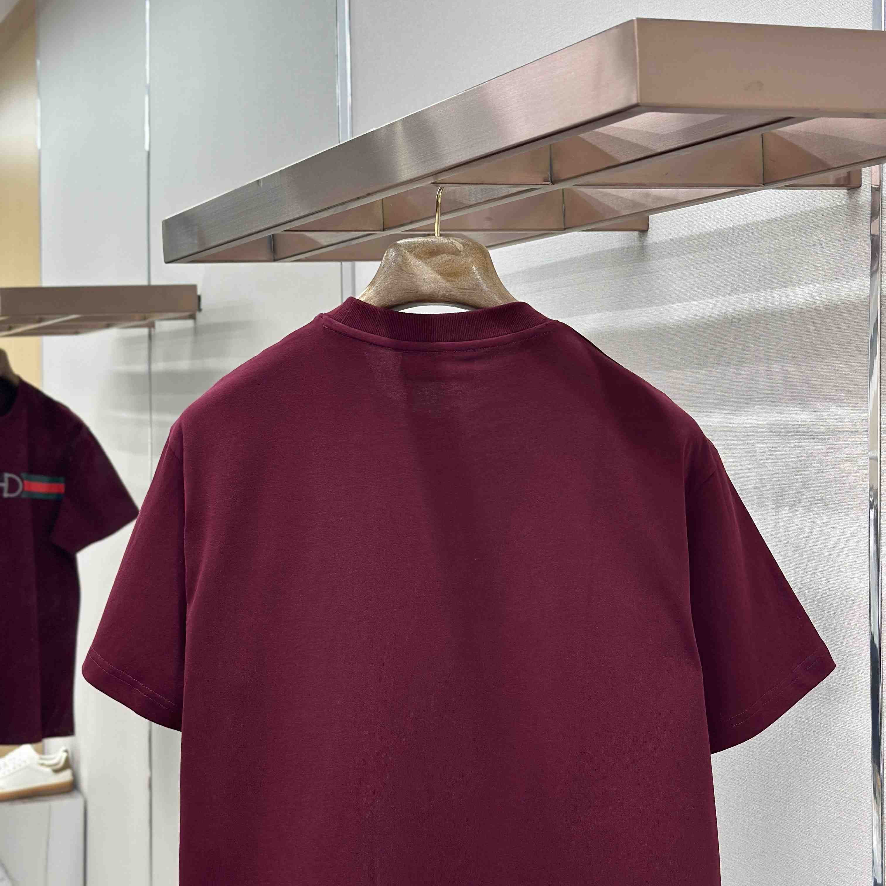 Gucci Cotton Medium cotton jersey T-shirt with print - FashionPlug