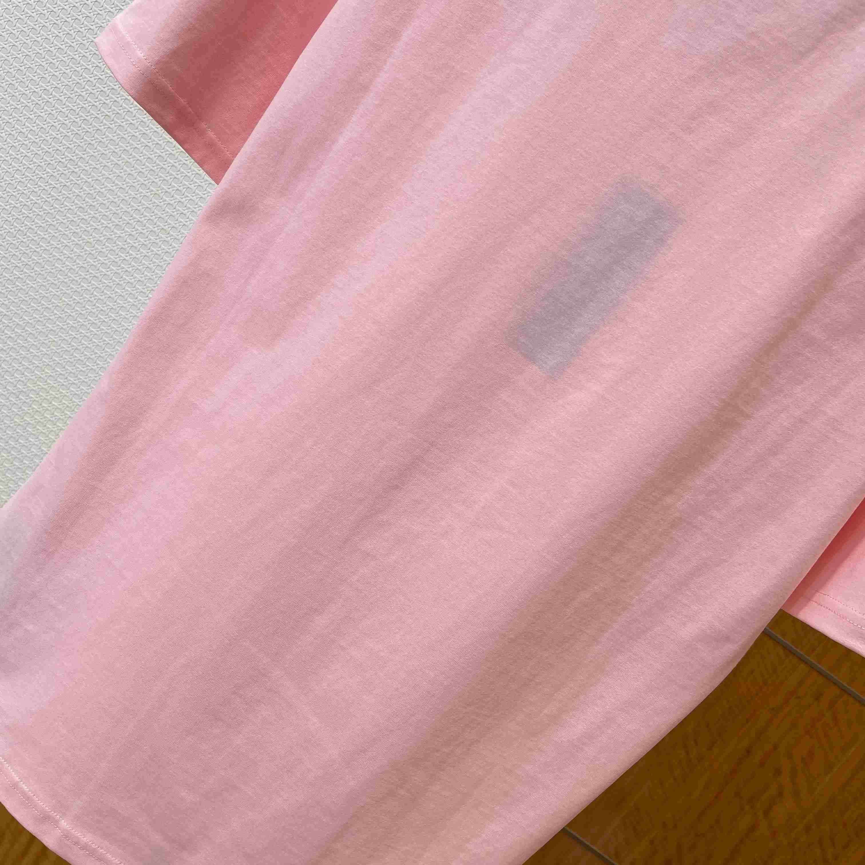 Dior T-Shirt with Dior Embroidery Pink - FashionPlug