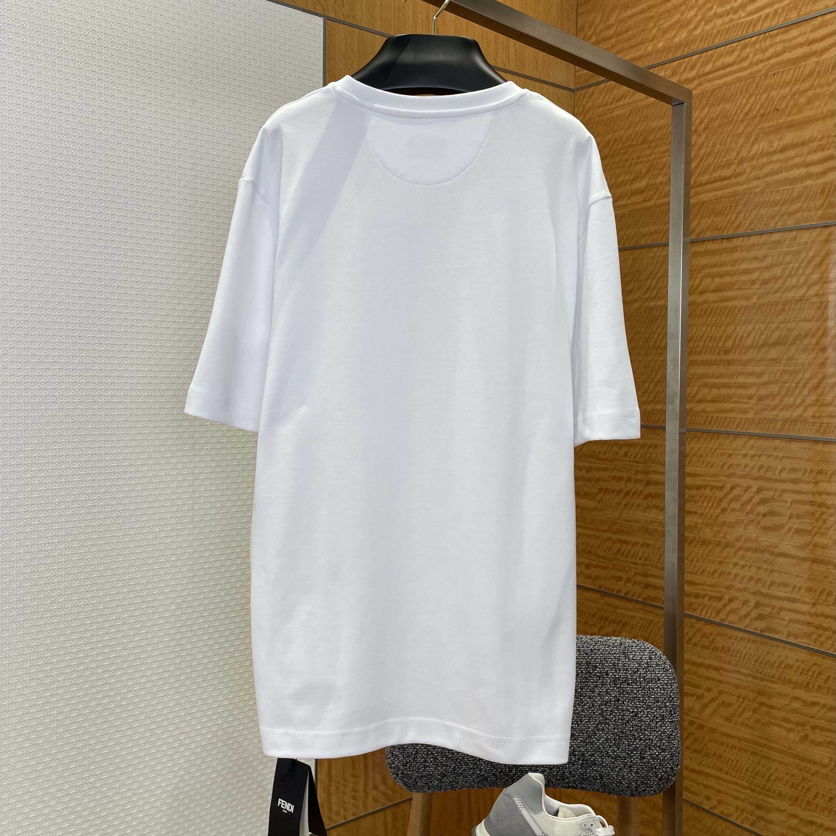 Fendi White Cotton T-shirt - FashionPlug