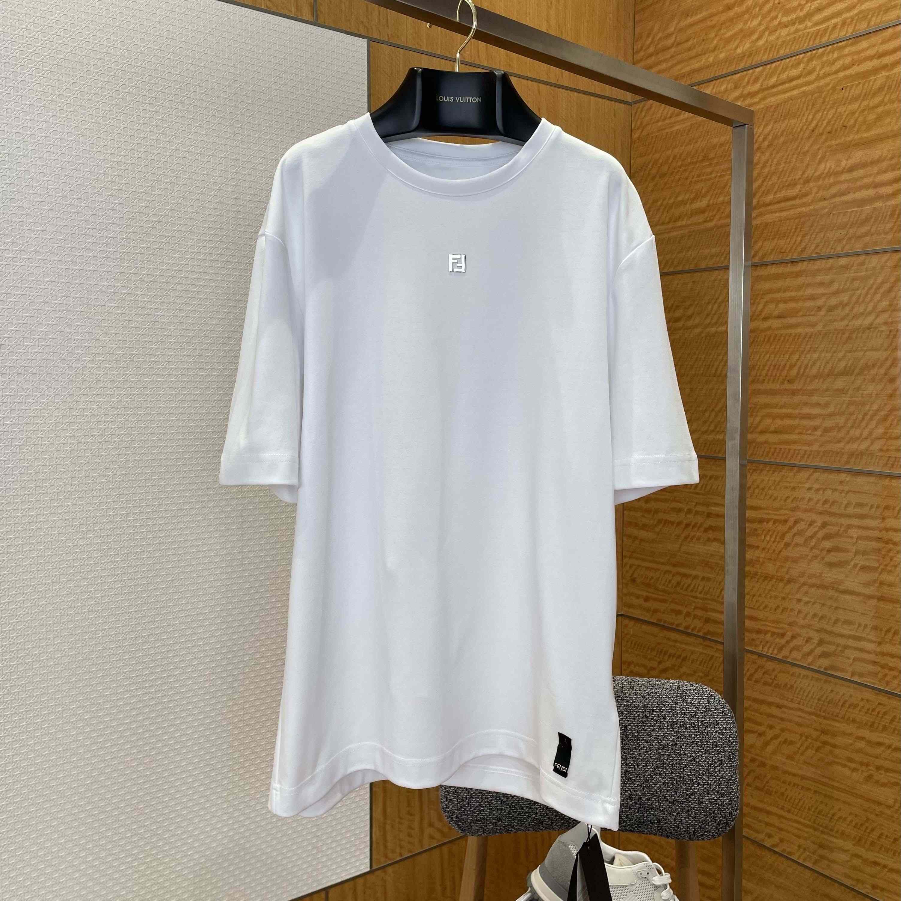 Fendi White Cotton T-shirt - FashionPlug