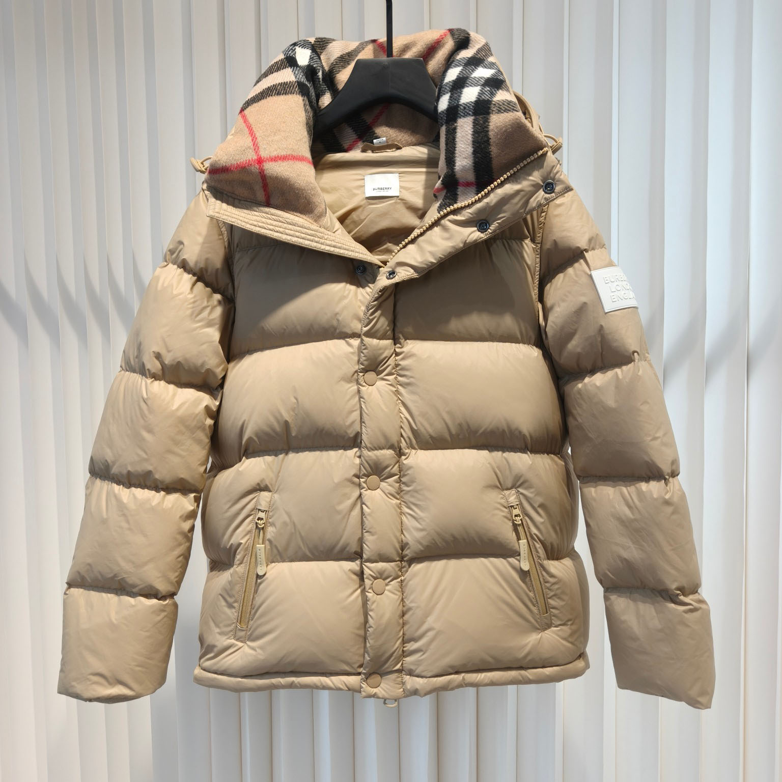Burberry Detachable Sleeve Hooded Puffer Jacket - FashionPlug