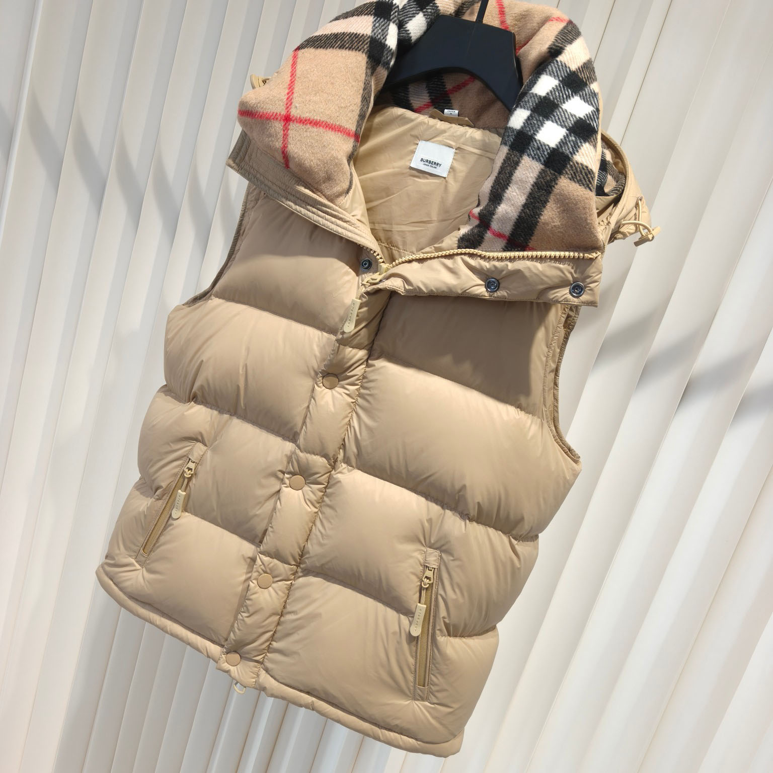 Burberry Detachable Sleeve Hooded Puffer Jacket - FashionPlug