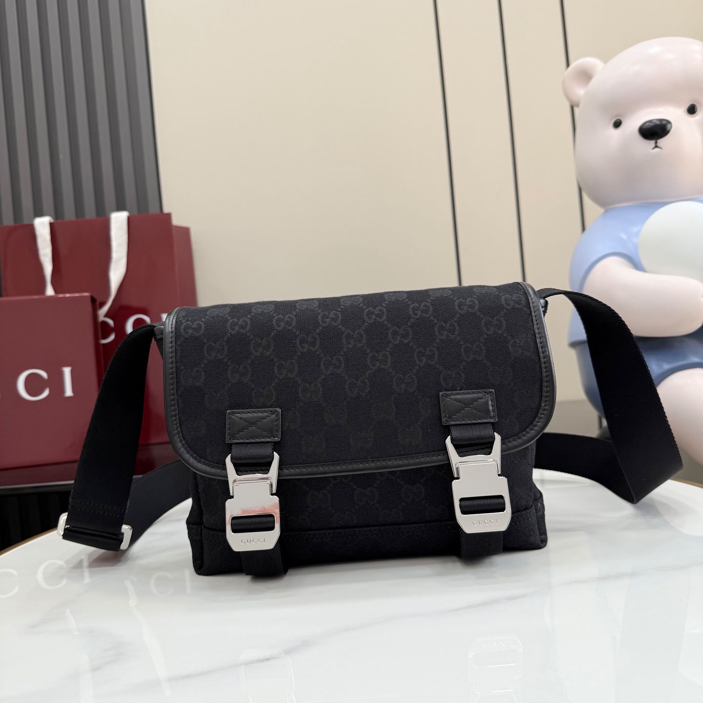 Gucci GG Canvas Small Crossbody Bag 854745 - FashionPlug