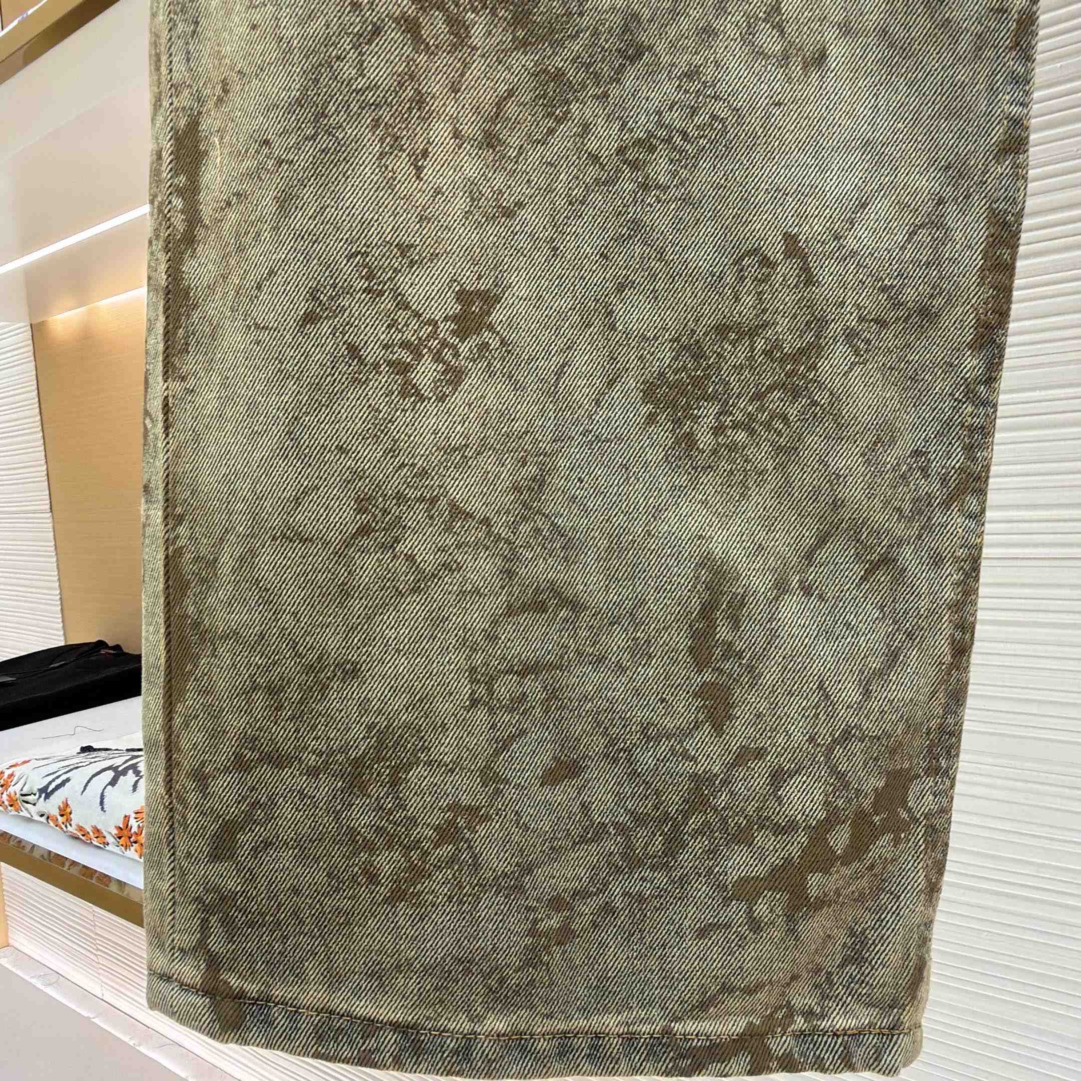 Acne Studios Regular Fit Jeans - 2021F  - FashionPlug