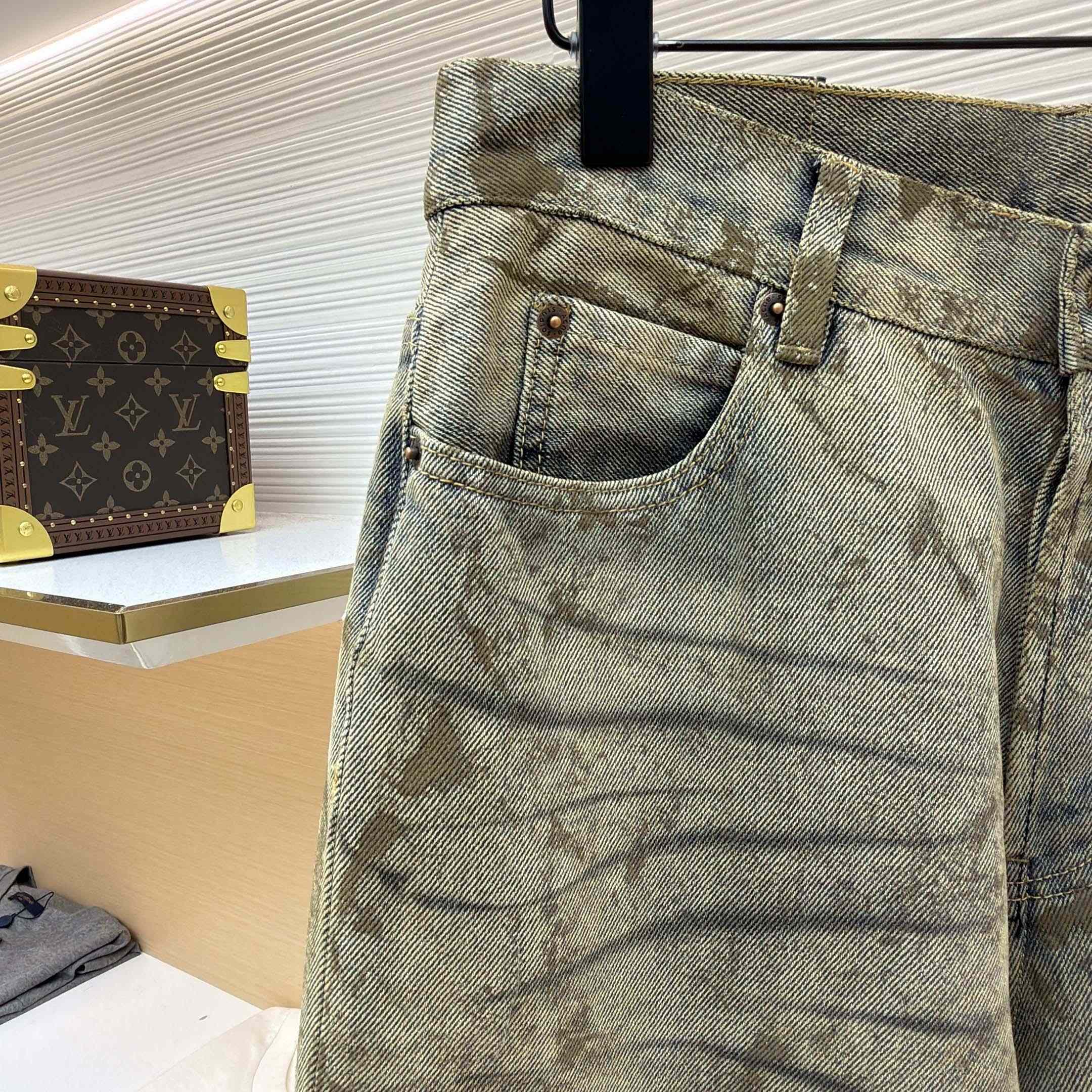 Acne Studios Regular Fit Jeans - 2021F  - FashionPlug