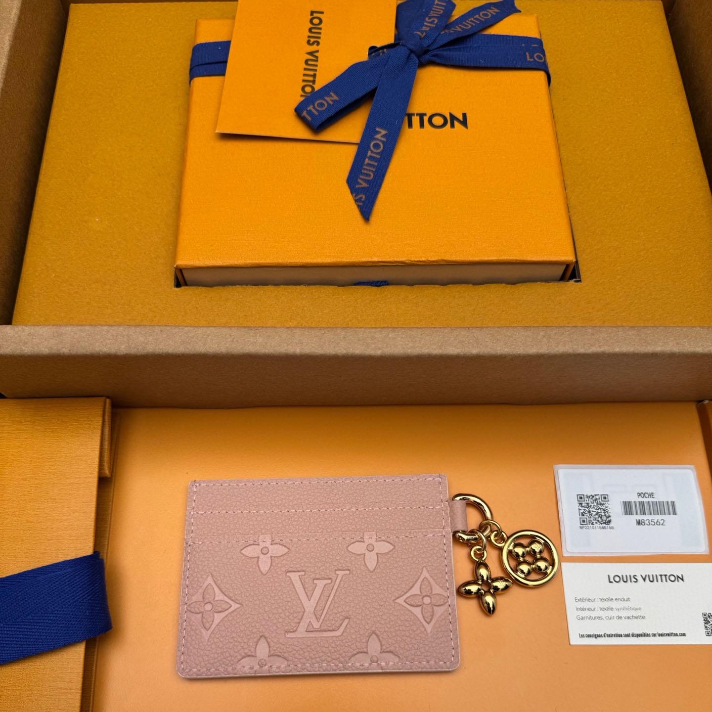 Louis Vuitton LV Charms Card Holder M27888 - FashionPlug