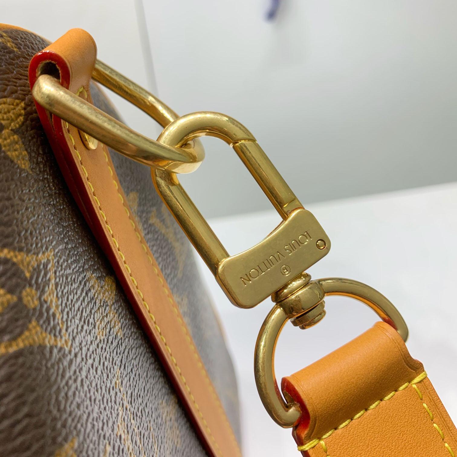 Louis Vuitton Needle Bag M28116 - FashionPlug