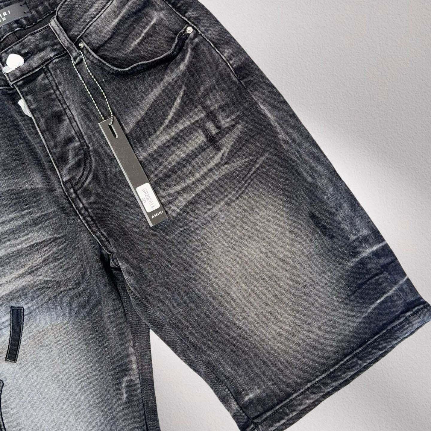 Amiri Shorts    20281 - FashionPlug