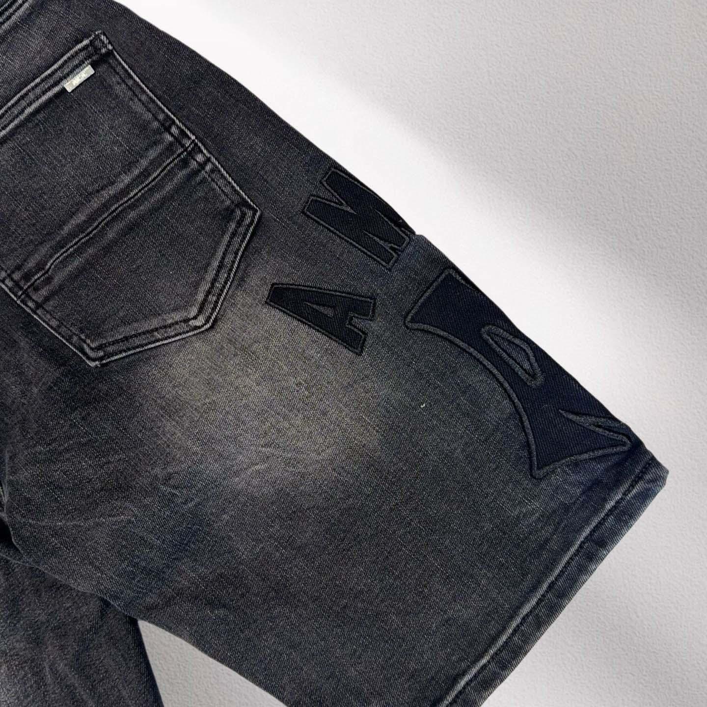 Amiri Shorts    20281 - FashionPlug