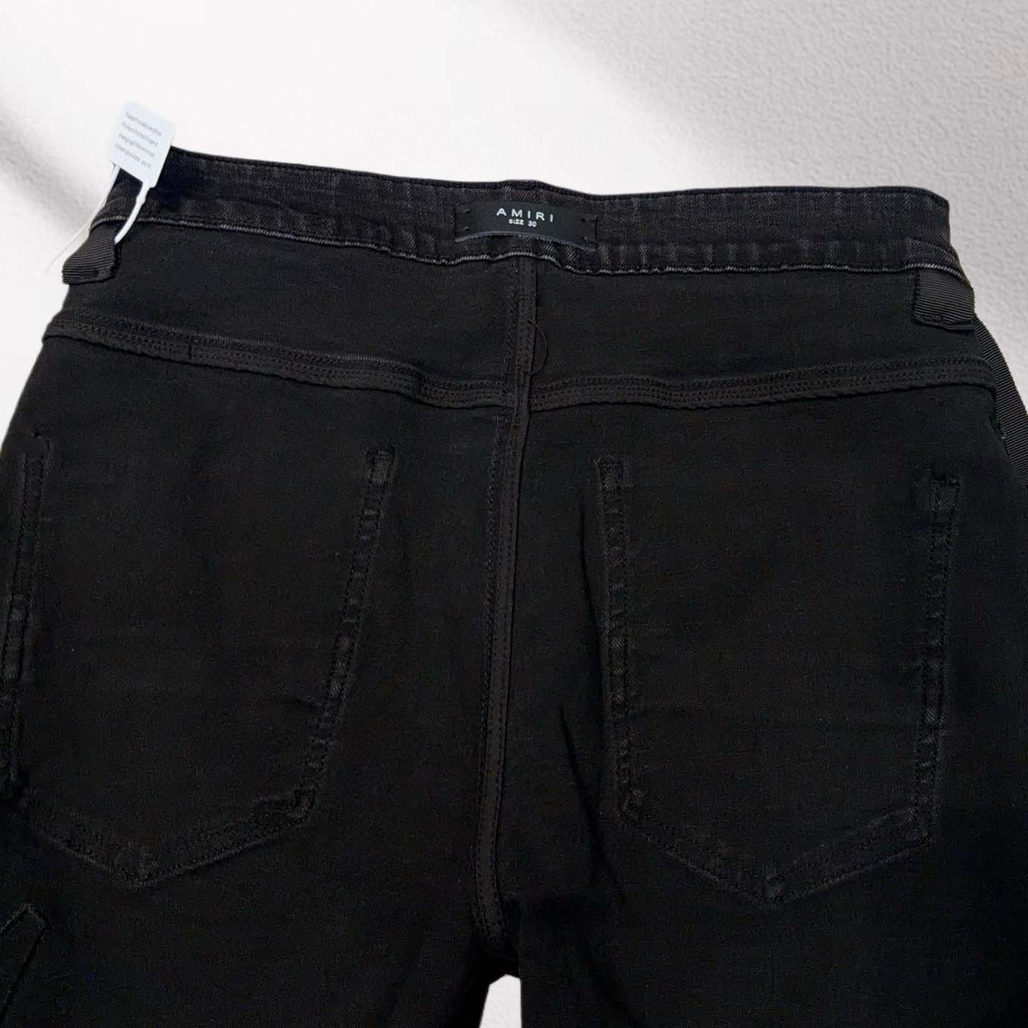 Amiri Shorts    20281 - FashionPlug