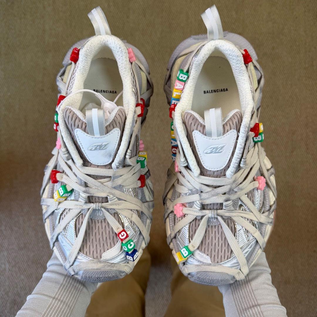 Balenciaga 3xl Extreme Lace Sneaker In Eggshell/Multicolor - FashionPlug