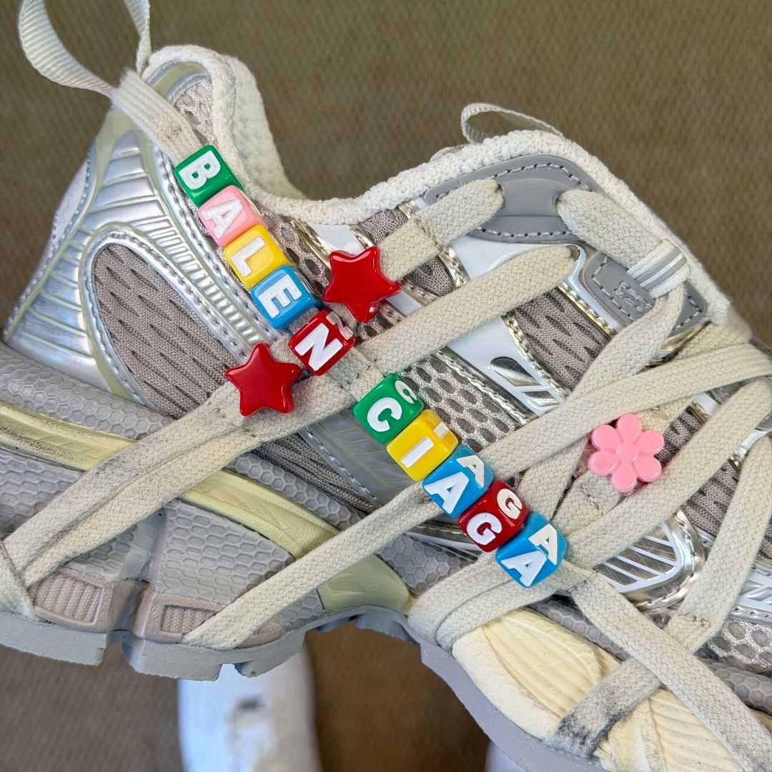 Balenciaga 3xl Extreme Lace Sneaker In Eggshell/Multicolor - FashionPlug