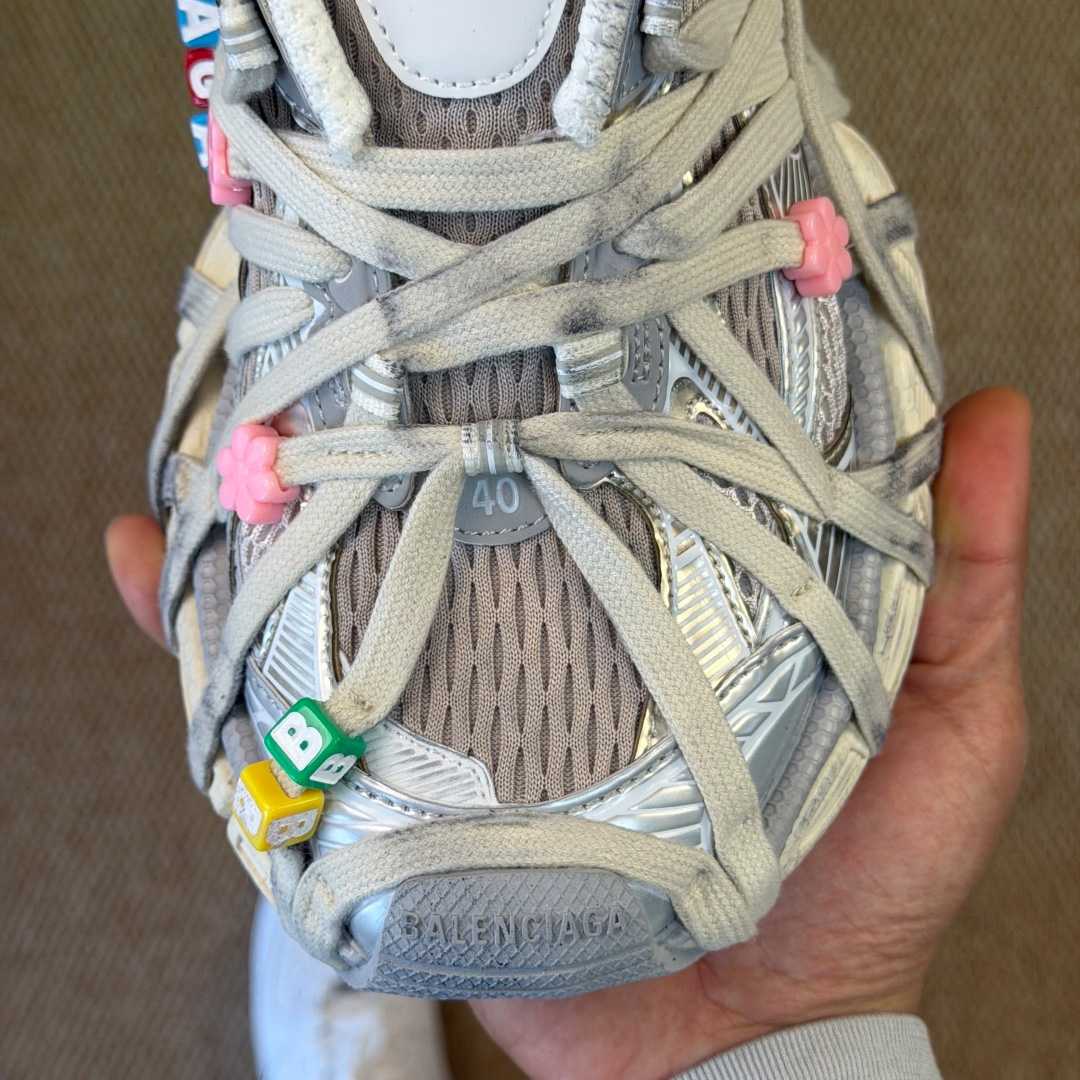 Balenciaga 3xl Extreme Lace Sneaker In Eggshell/Multicolor - FashionPlug