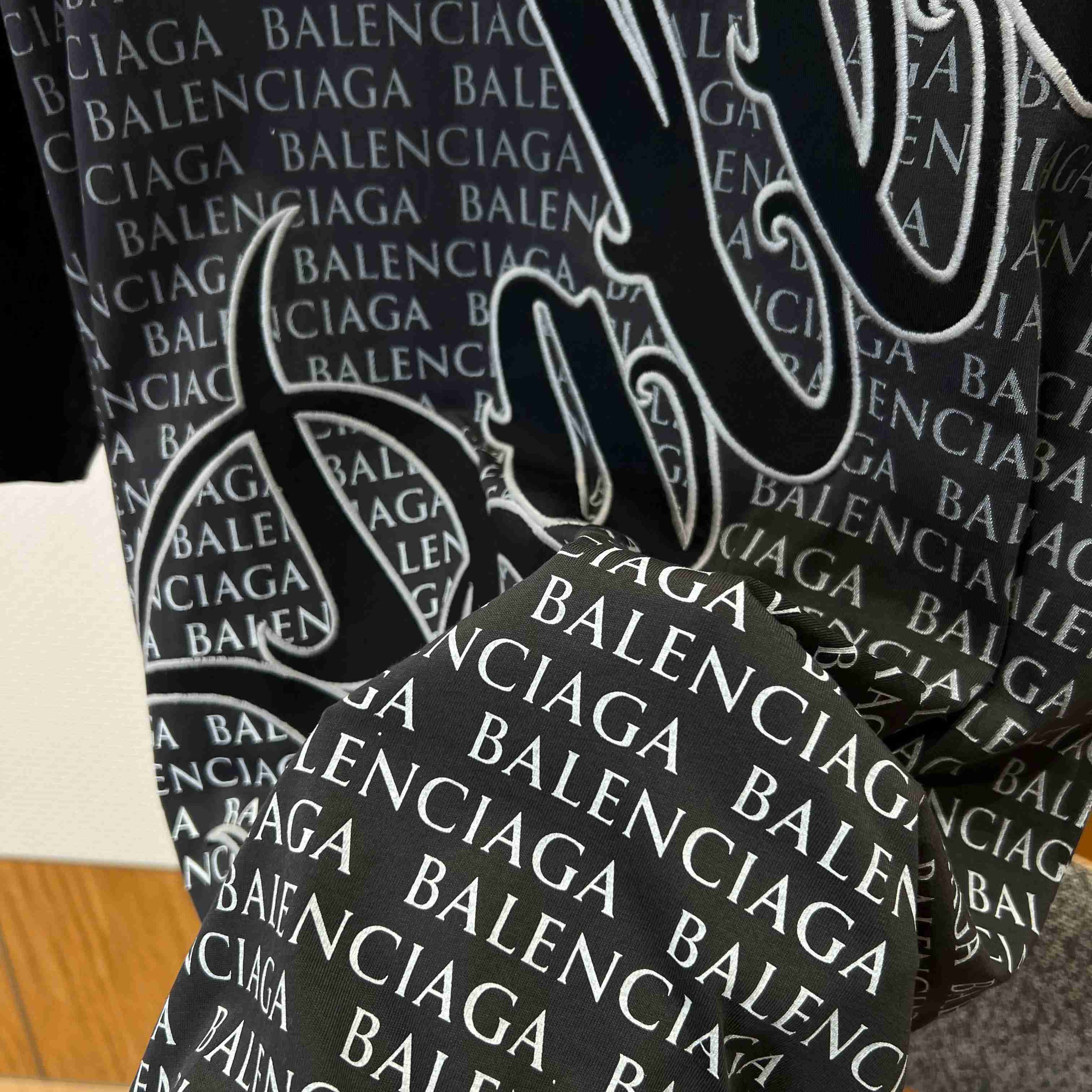 Balenciaga Big B Medium Fit T-shirt in Black/White - FashionPlug