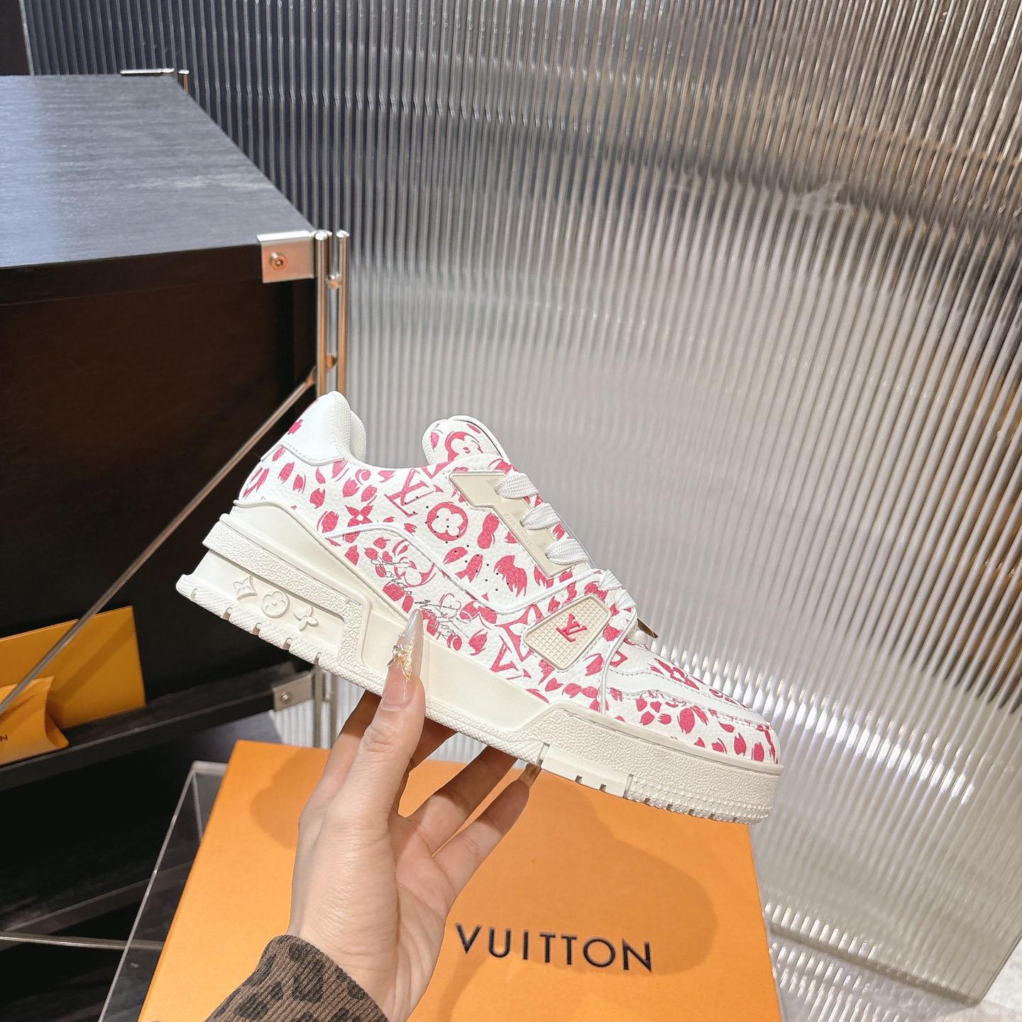 Louis Vuitton LV Trainer Sneaker   1AJJUJ - FashionPlug